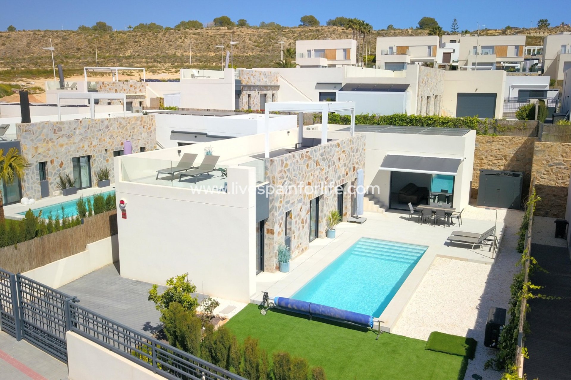 Resale - Villa (detached) -
Algorfa - La Finca Golf