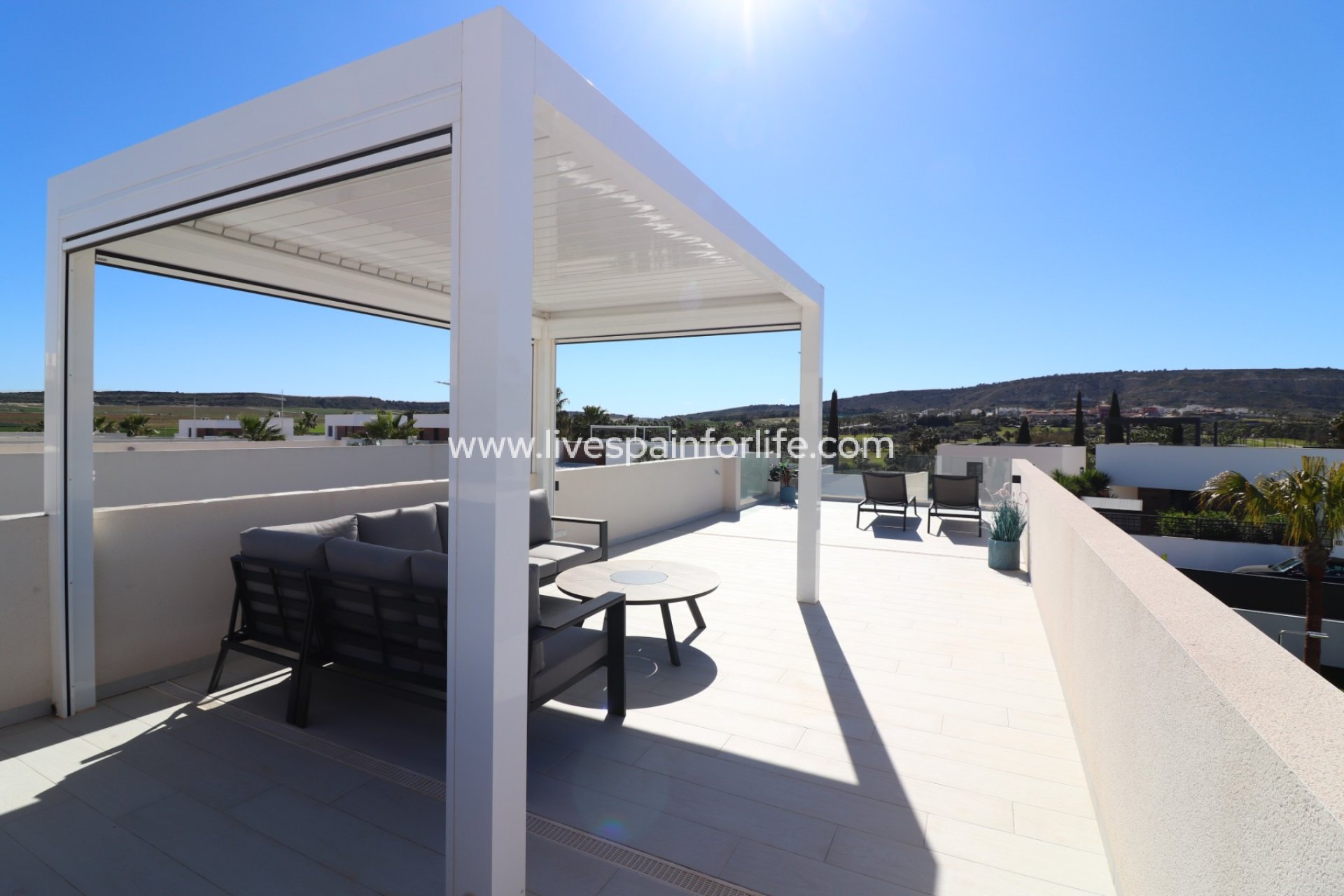 Resale - Villa (detached) -
Algorfa - La Finca Golf