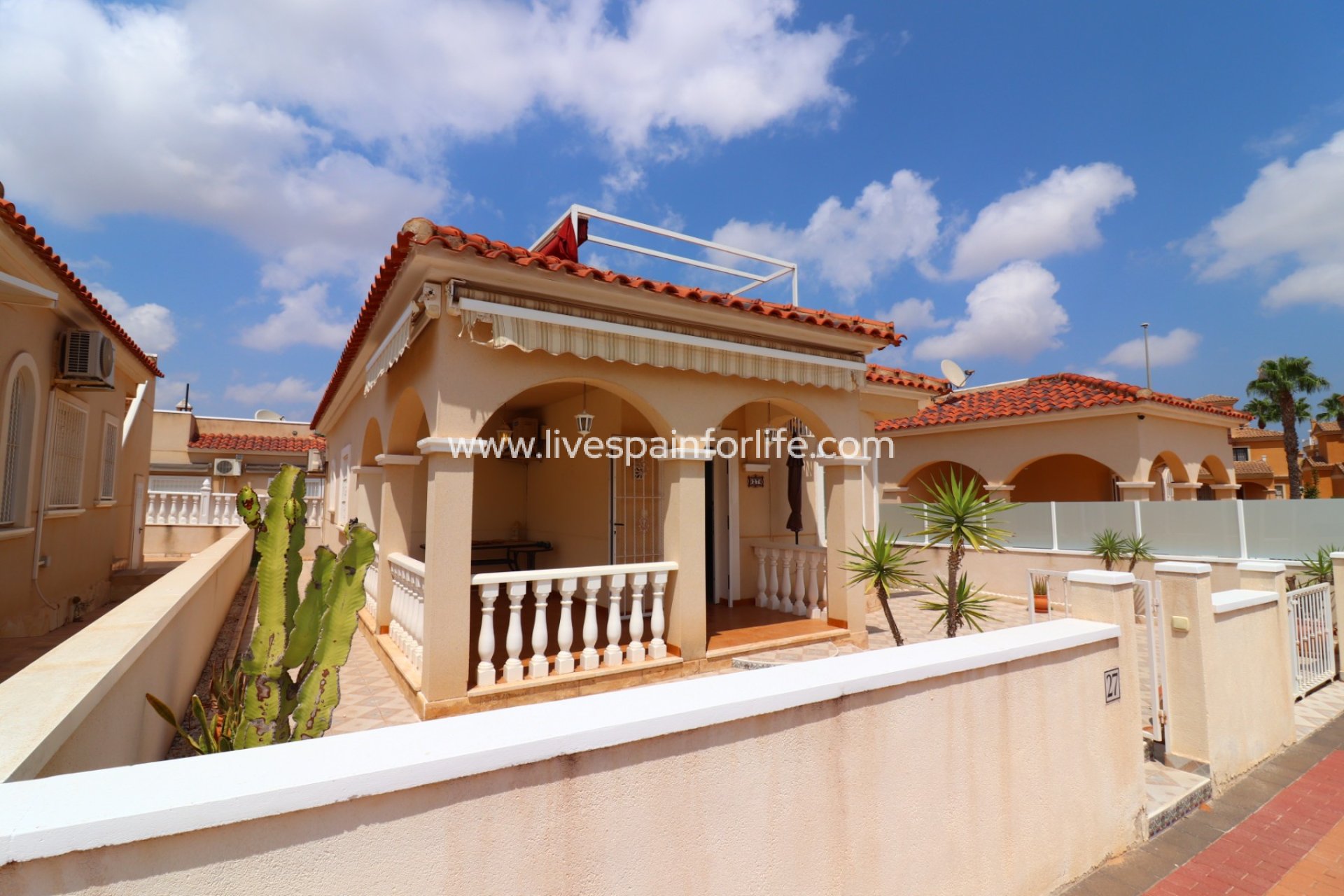 Resale - Villa (detached) -
Algorfa - Lo Crispin