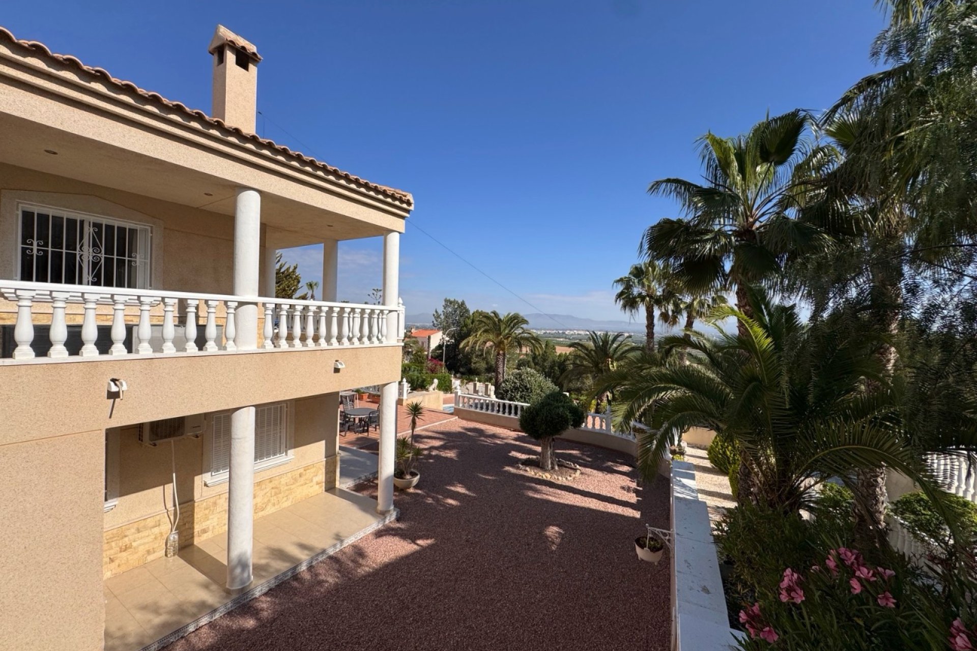 Resale - Villa (detached) -
Algorfa - Lomas de La Juliana
