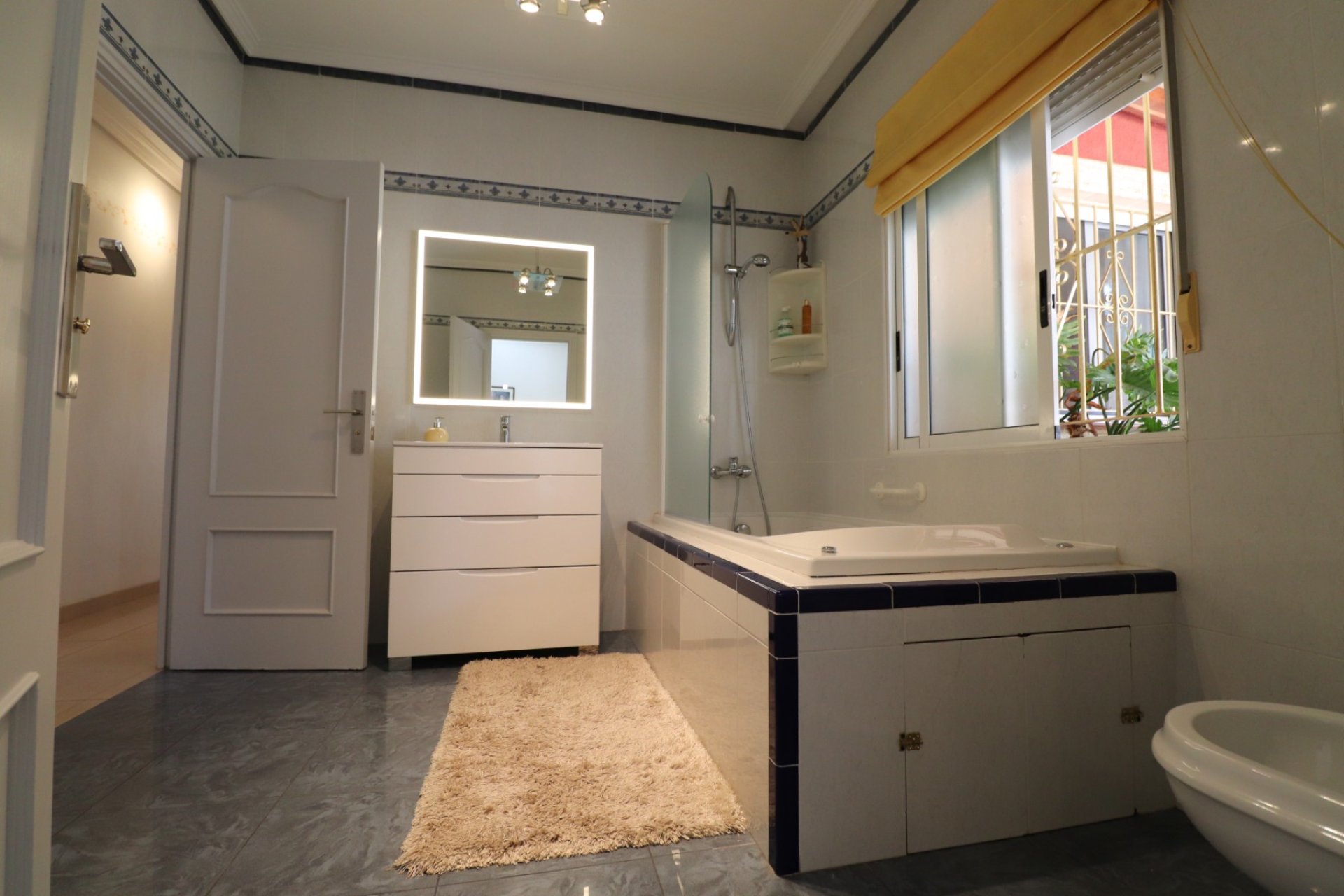 Resale - Villa (detached) -
Algorfa - Lomas de La Juliana