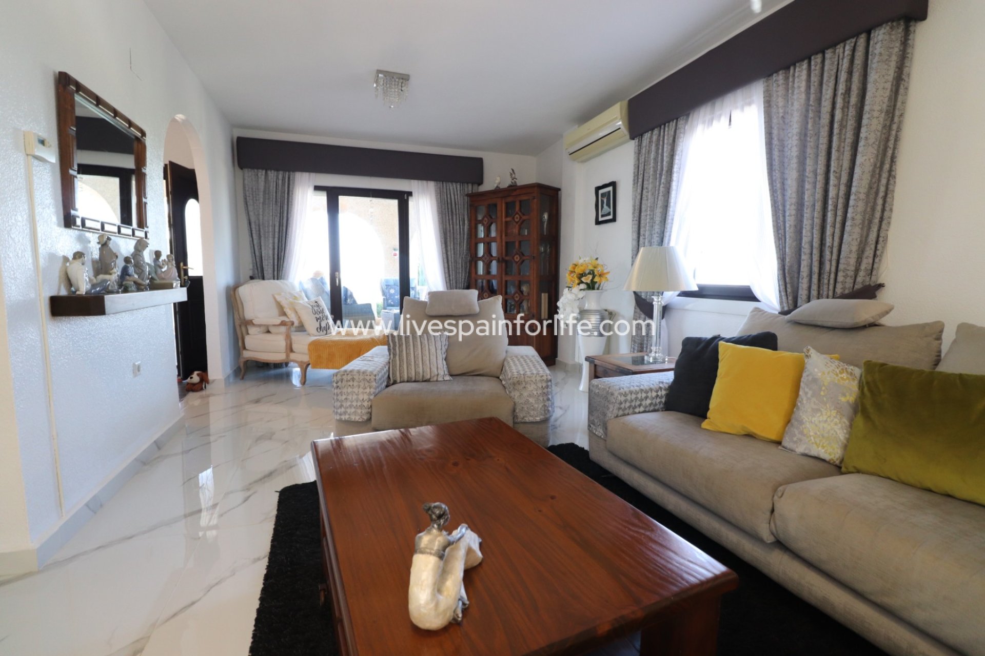 Resale - Villa (detached) -
Algorfa - Lomas de La Juliana
