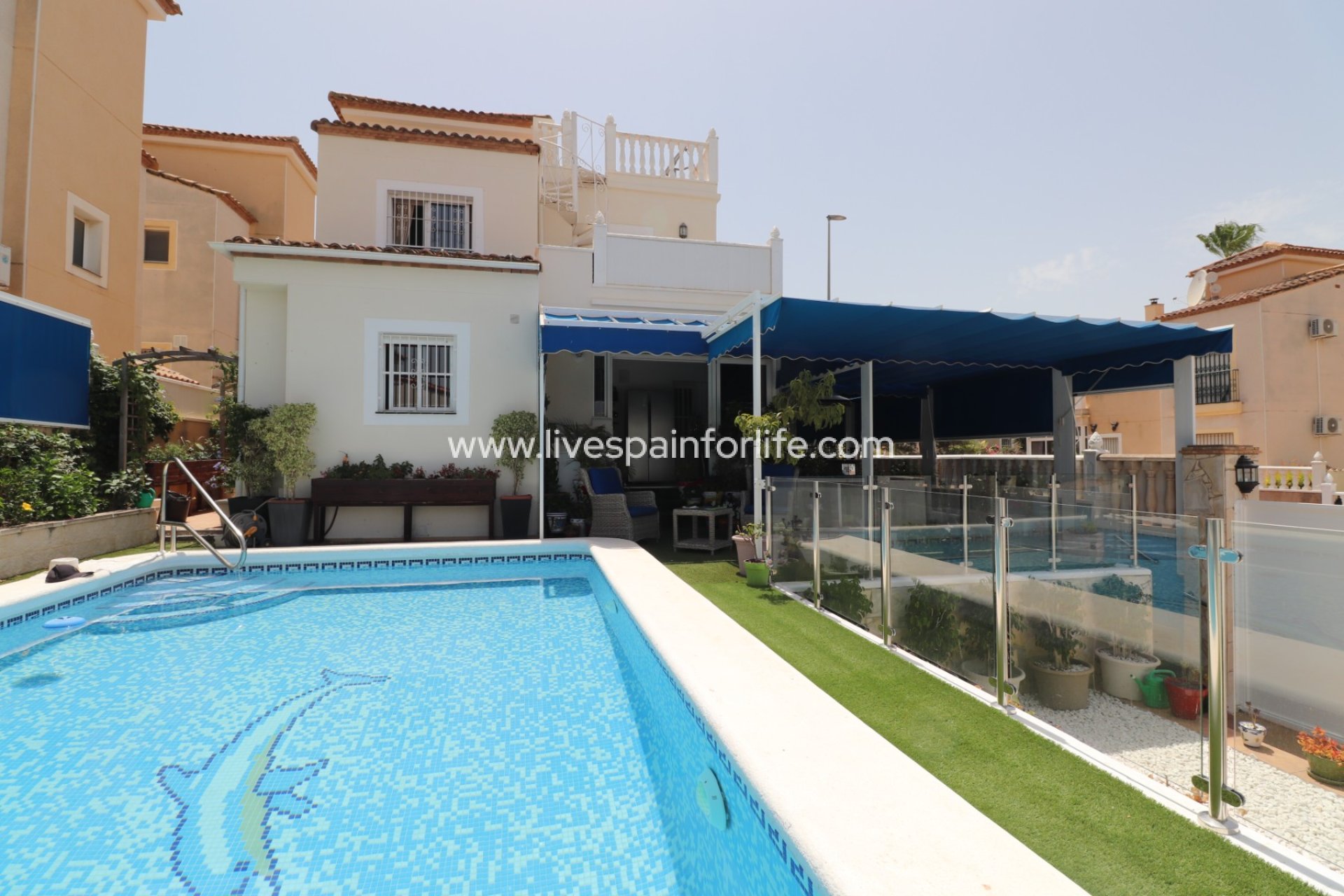 Resale - Villa (detached) -
Algorfa - Montebello