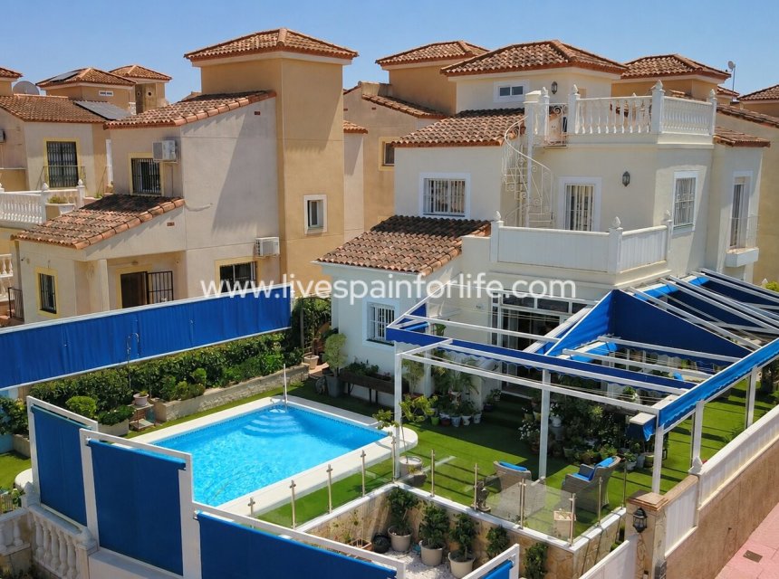Resale - Villa (detached) -
Algorfa - Montebello