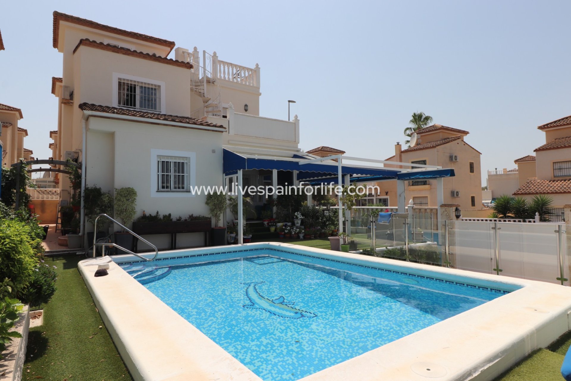 Resale - Villa (detached) -
Algorfa - Montebello