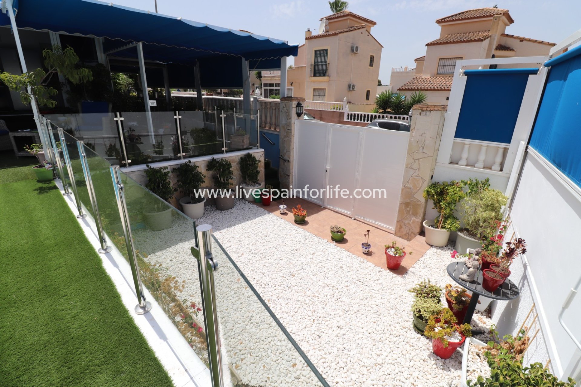 Resale - Villa (detached) -
Algorfa - Montebello