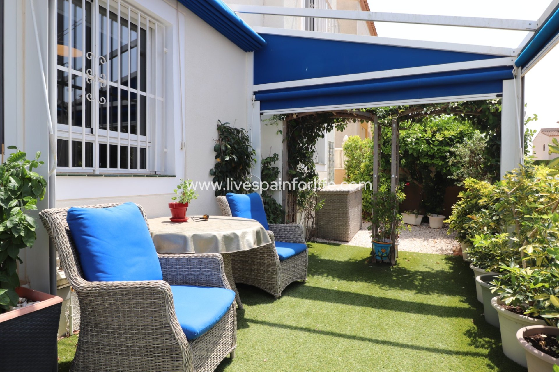 Resale - Villa (detached) -
Algorfa - Montebello