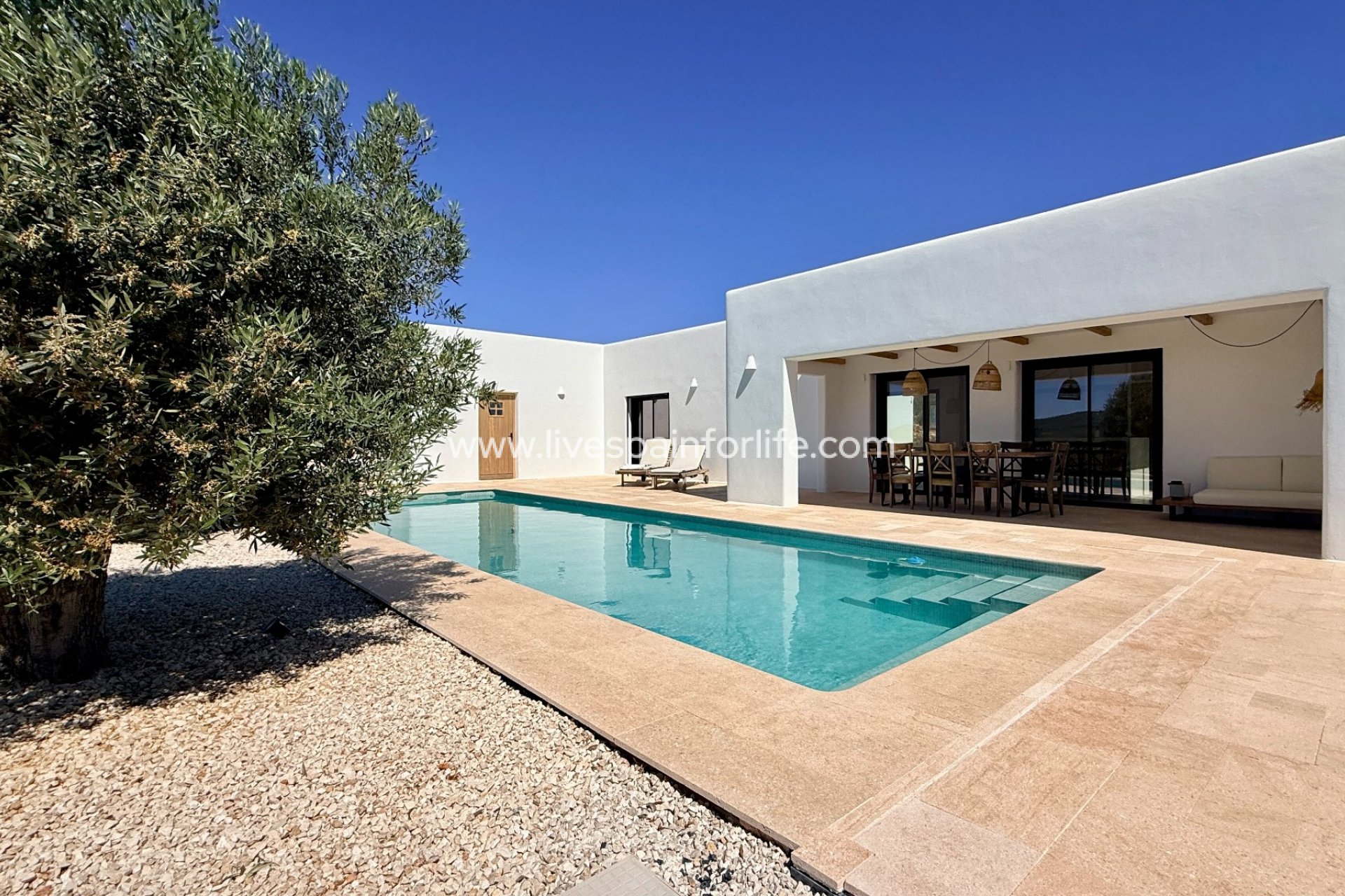 Resale - Villa (detached) -
Barbarroja