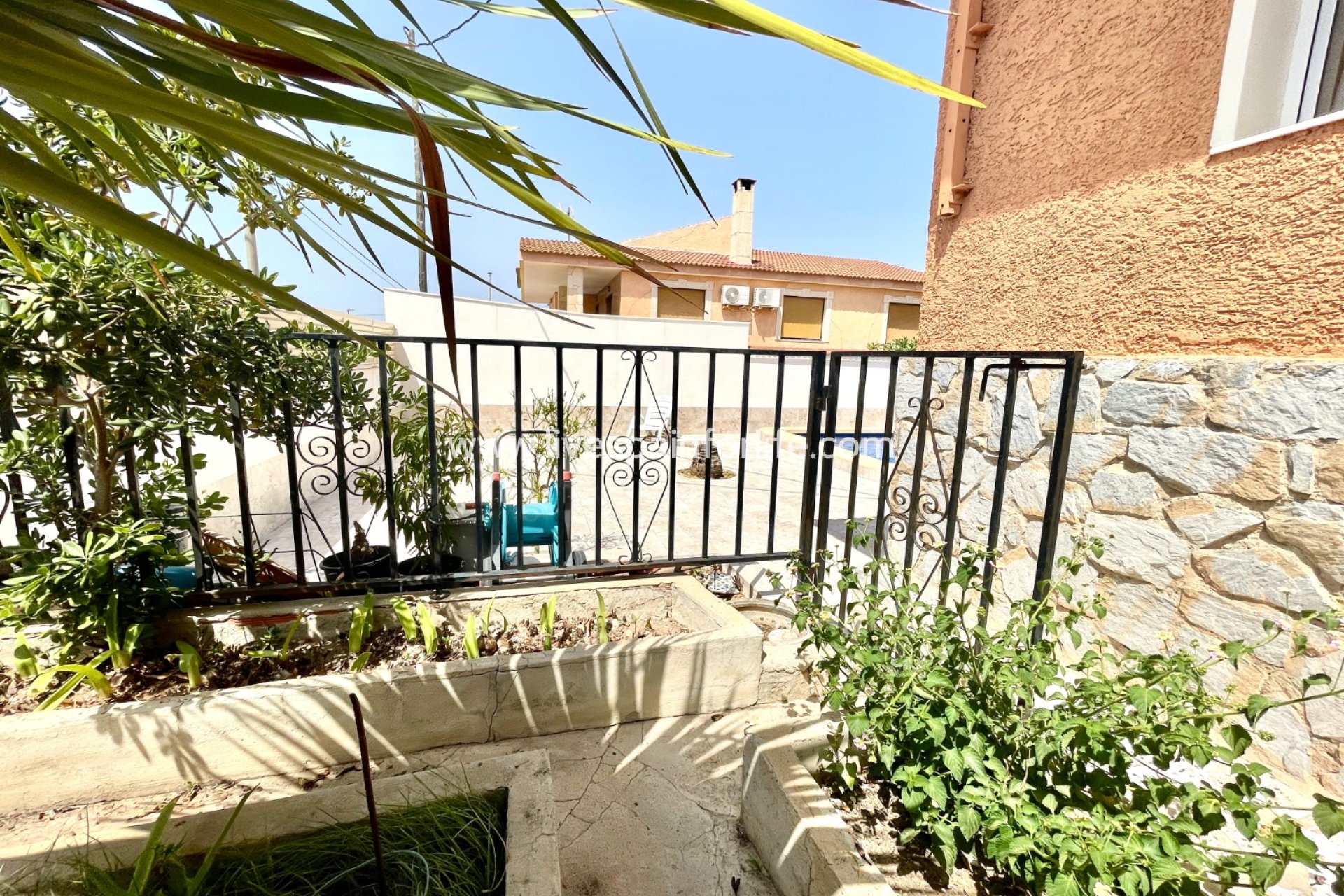 Resale - Villa (detached) -
Benijofar - pueblo