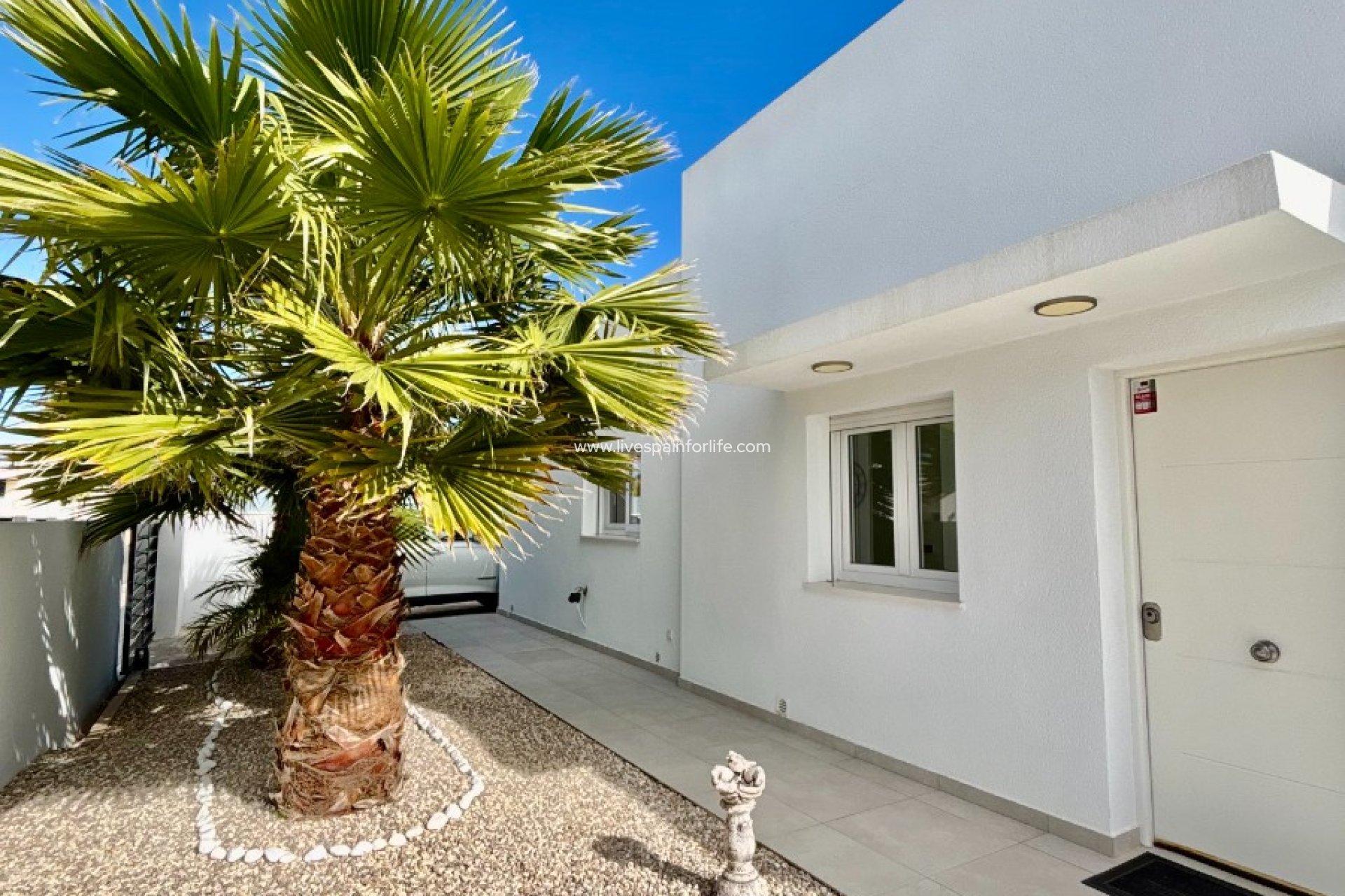 Resale - Villa (detached) -
Benijofar