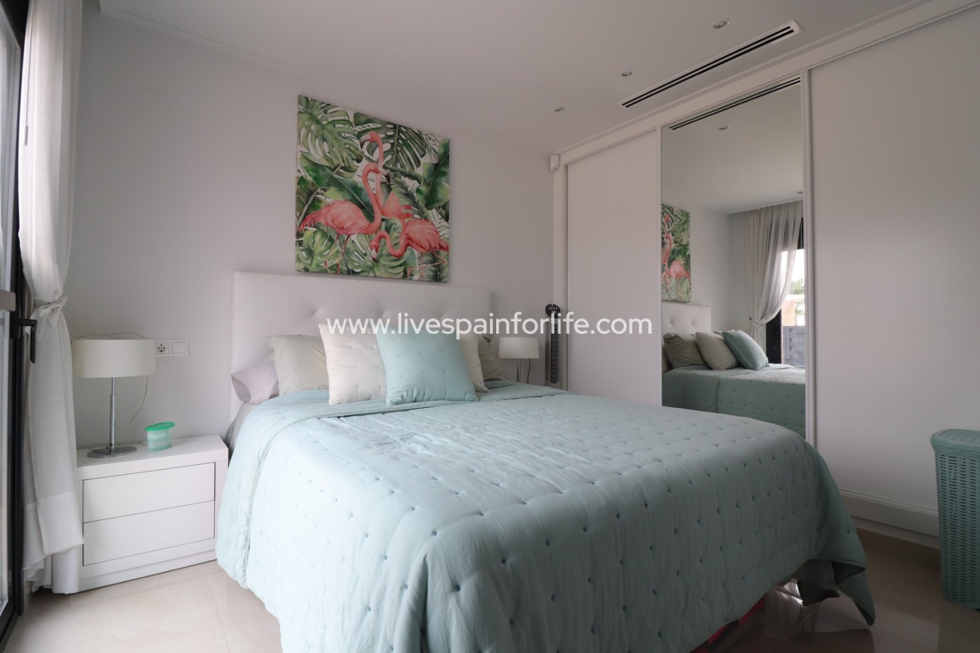 Resale - Villa (detached) -
Benijofar