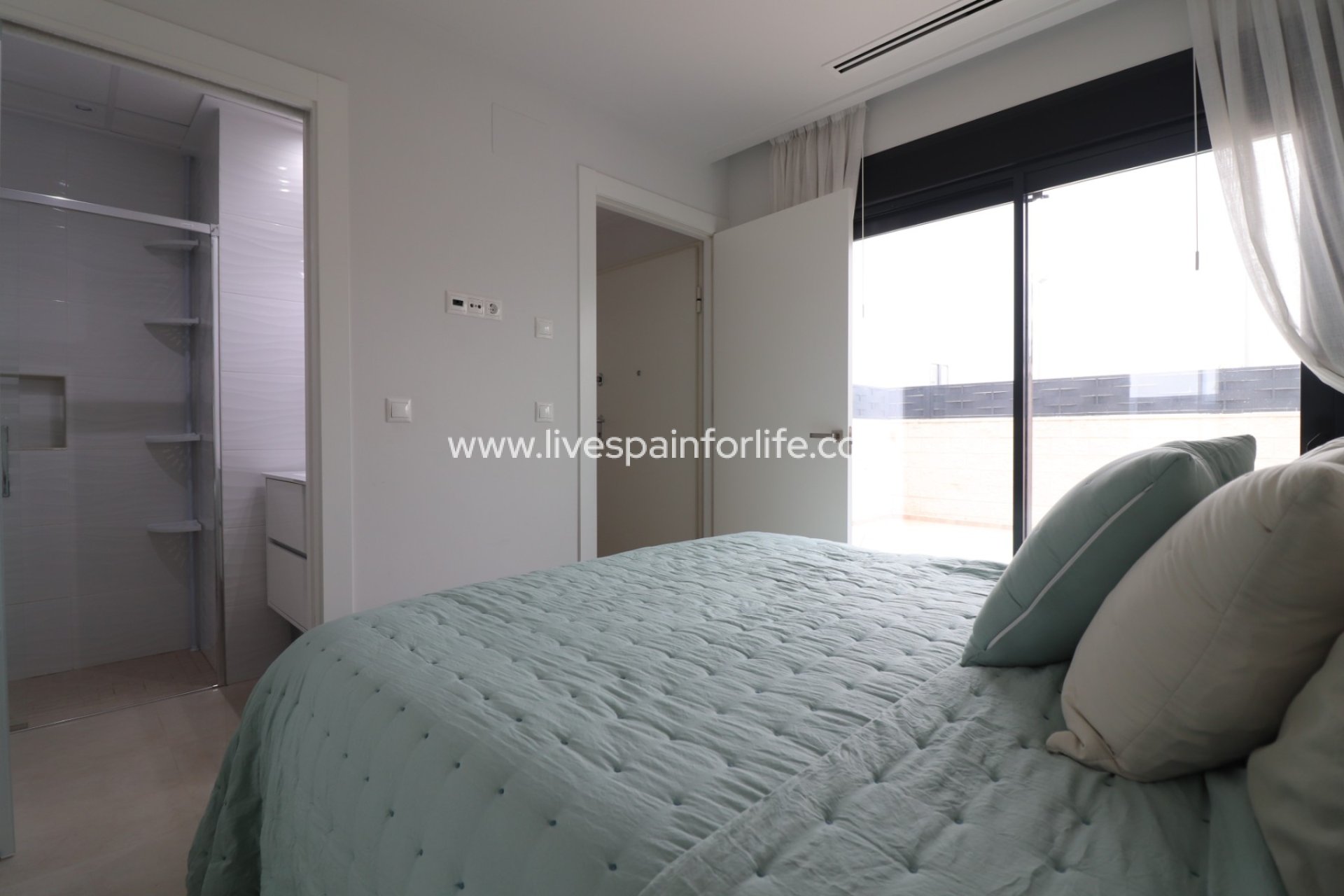 Resale - Villa (detached) -
Benijofar