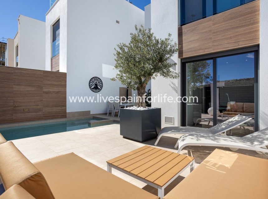 Resale - Villa (detached) -
Benijofar