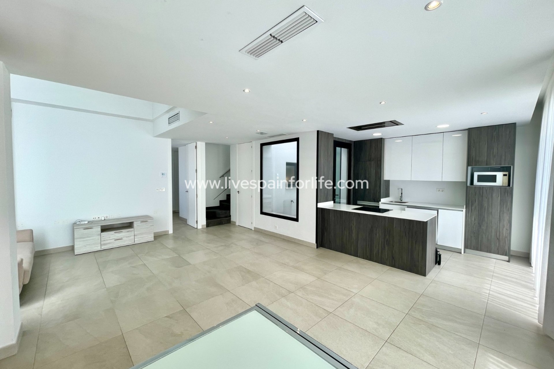 Resale - Villa (detached) -
Benijofar
