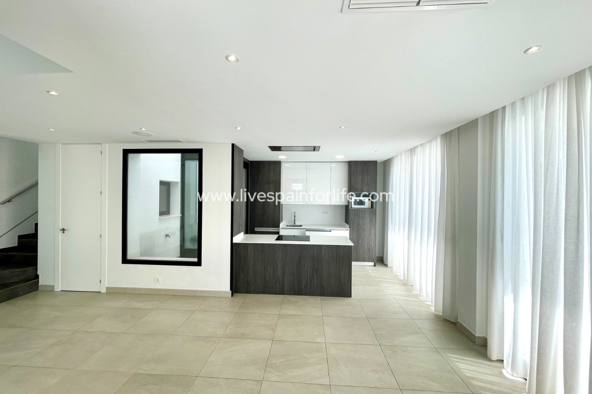 Resale - Villa (detached) -
Benijofar