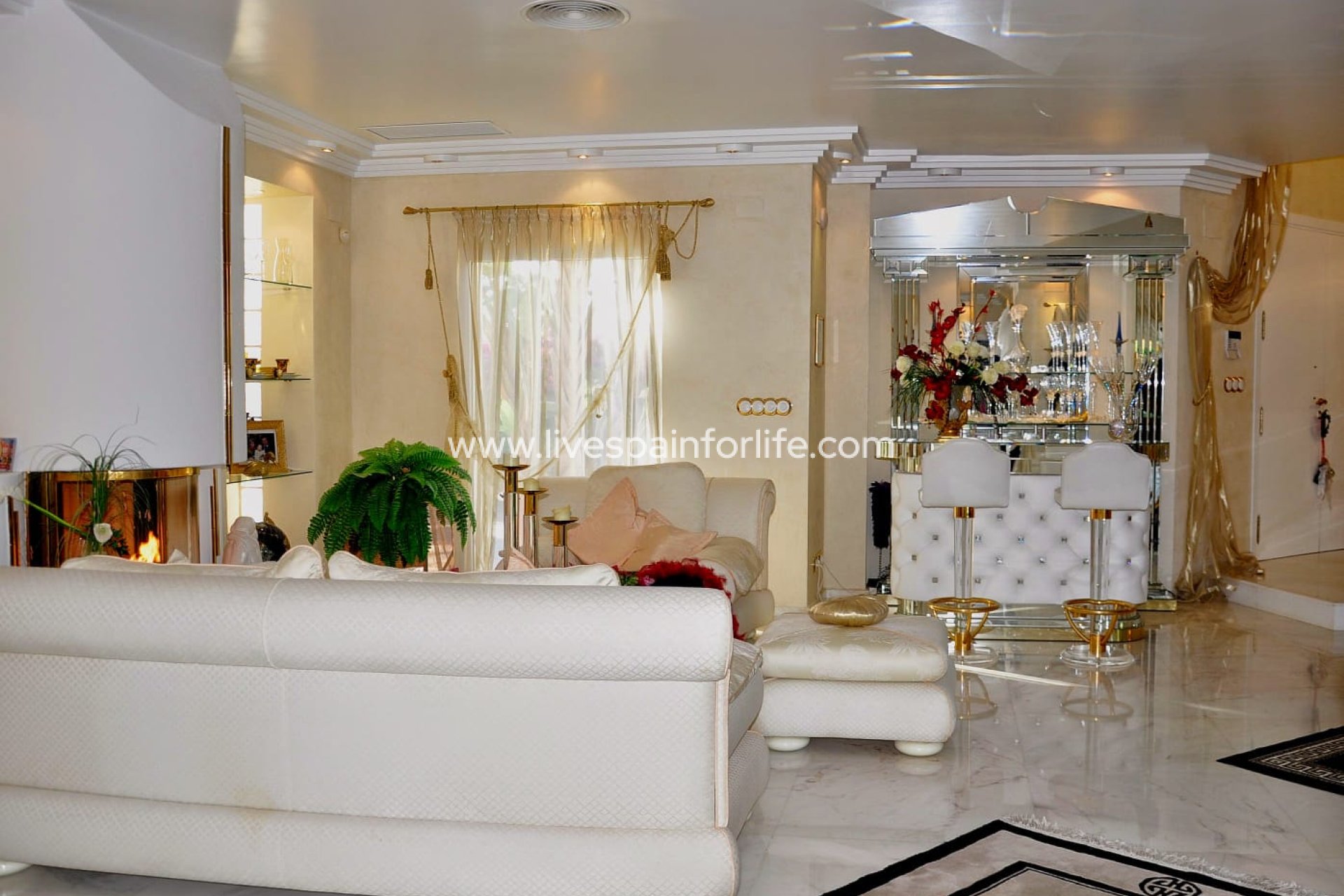 Resale - Villa (detached) -
Cabo Roig