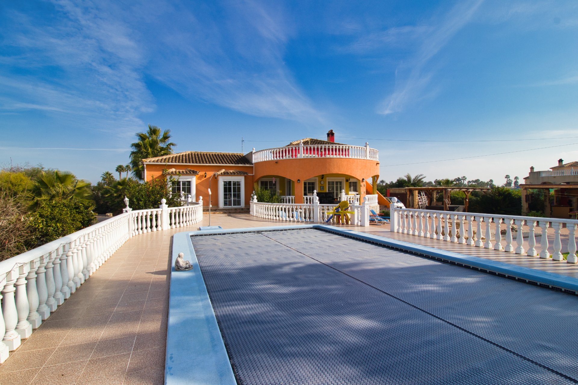 Resale - Villa (detached) -
Catral