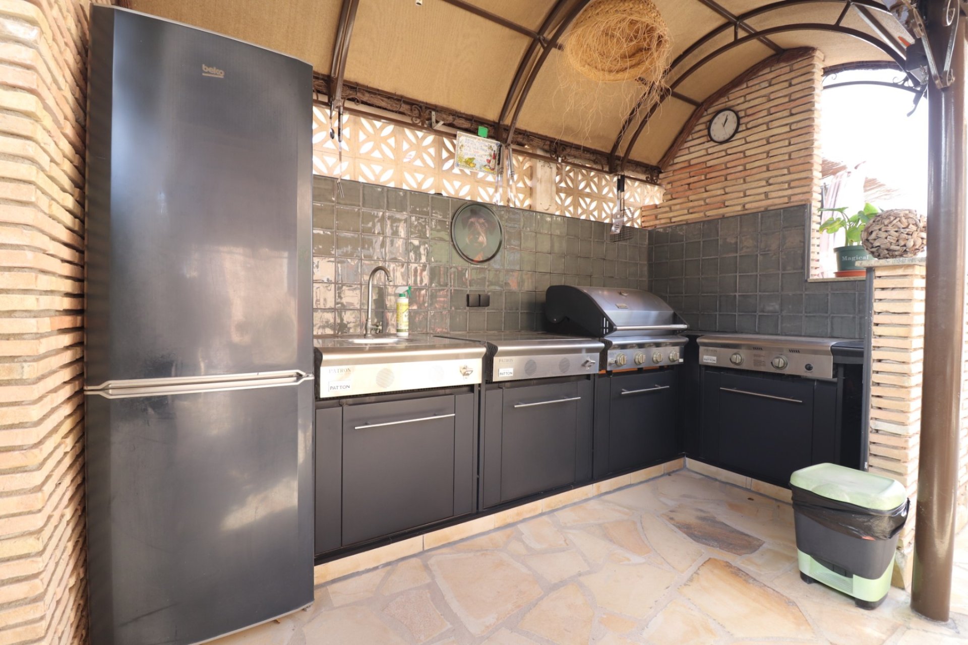 Resale - Villa (detached) -
Ciudad Quesada - Atalayas