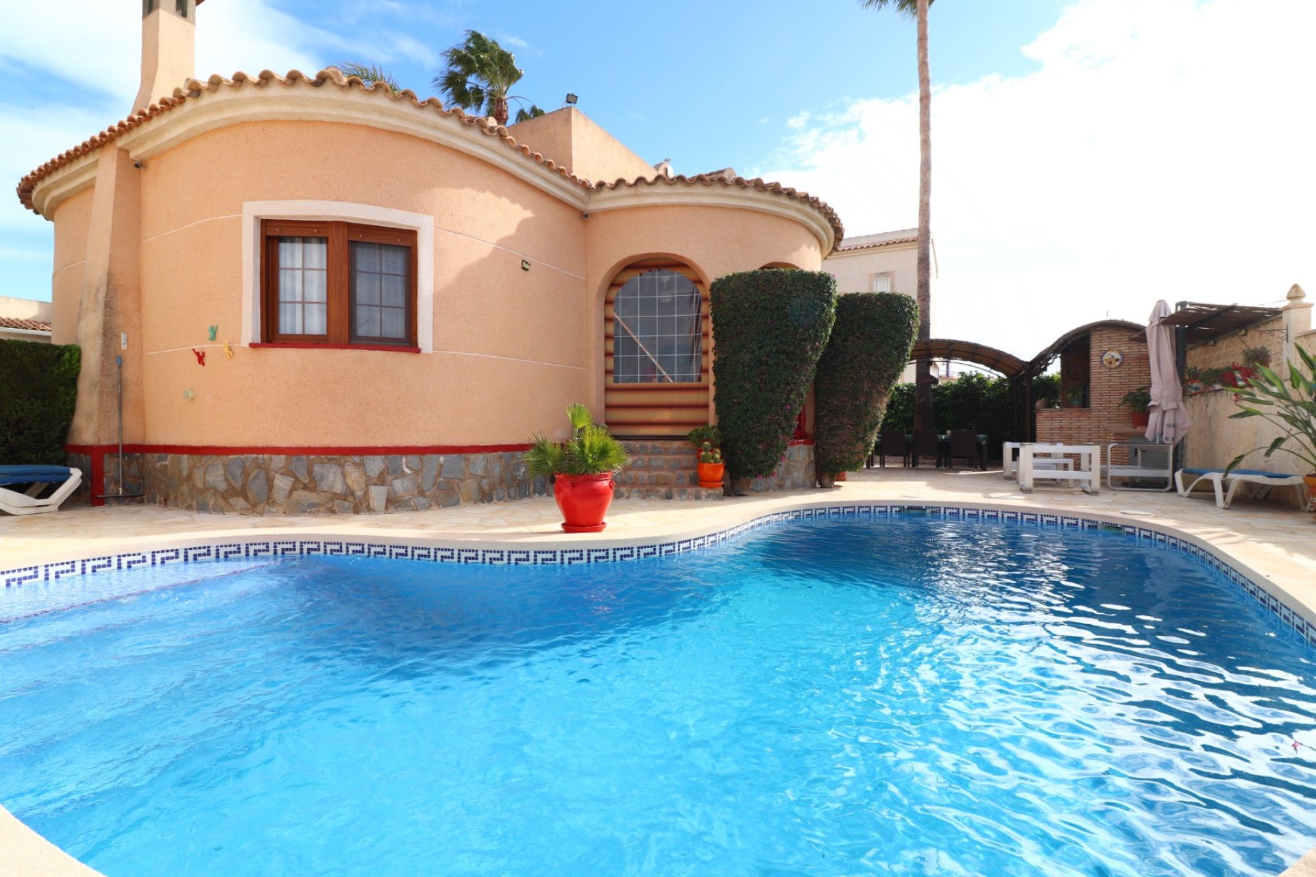 Resale - Villa (detached) -
Ciudad Quesada - Atalayas