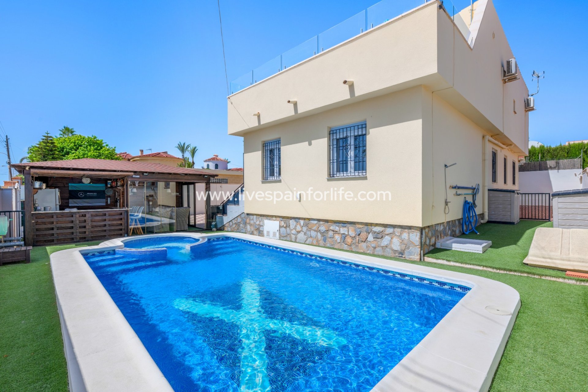 Resale - Villa (detached) -
Ciudad Quesada - Center
