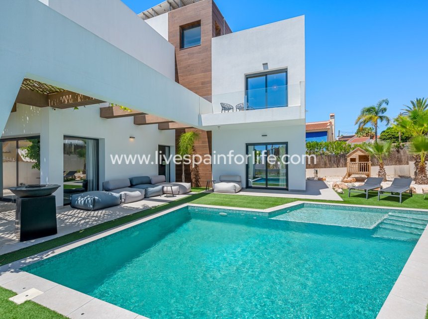 Resale - Villa (detached) -
Ciudad Quesada - Ciudad Quesada - Rojales