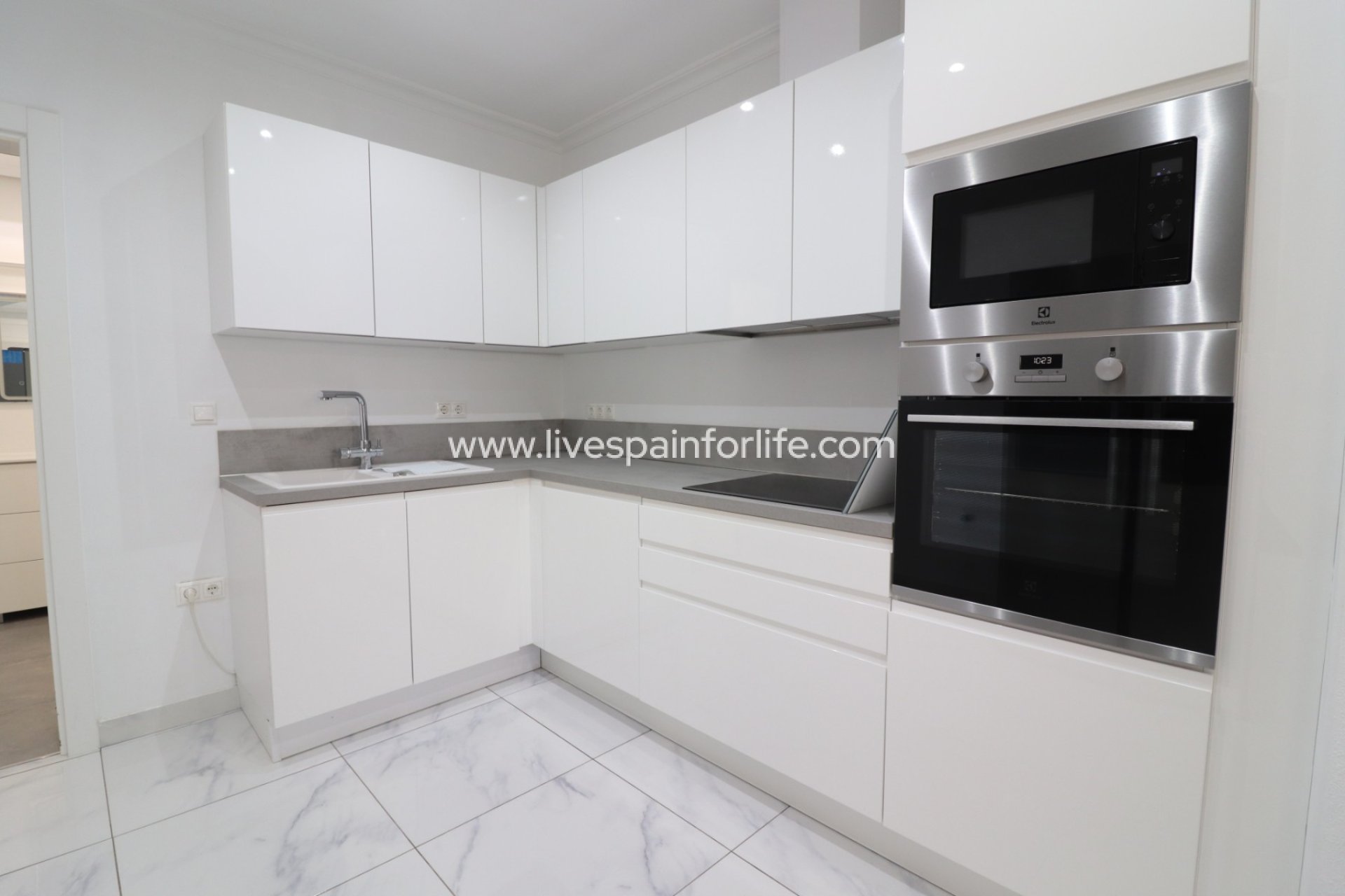 Resale - Villa (detached) -
Ciudad Quesada - La Fiesta