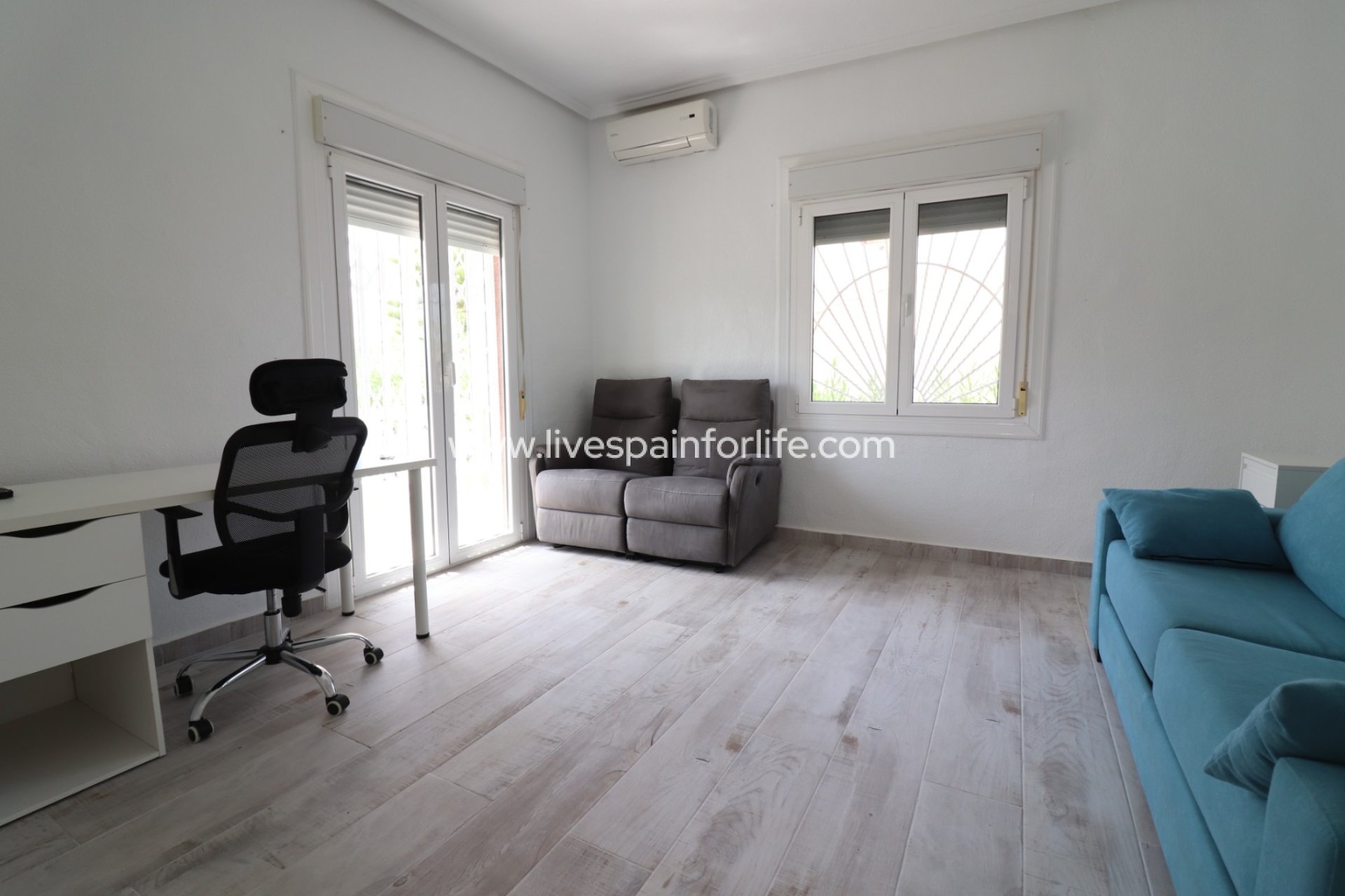 Resale - Villa (detached) -
Ciudad Quesada - La Fiesta