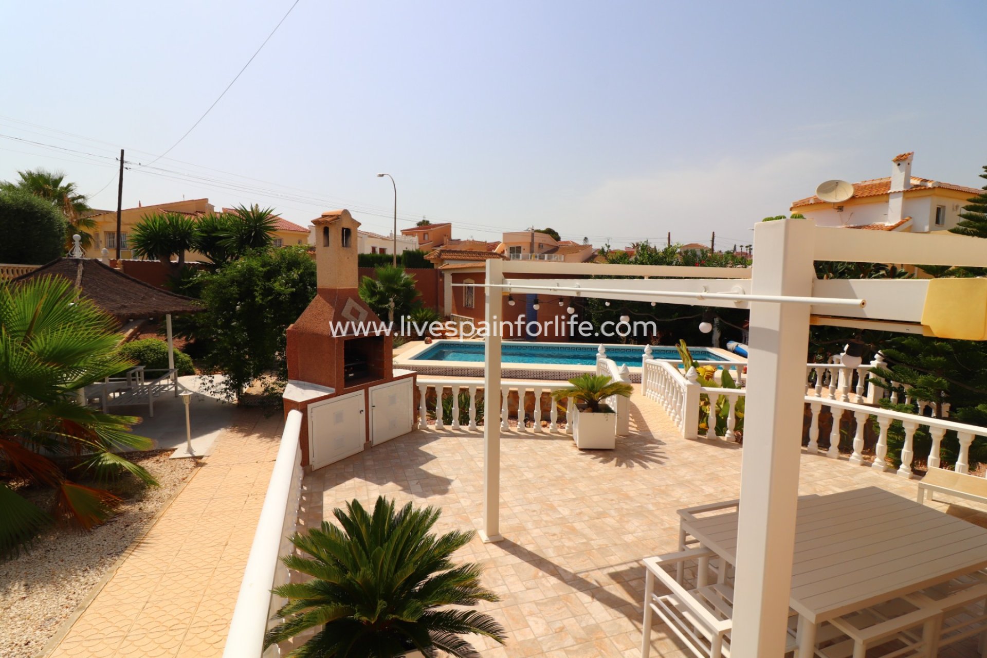 Resale - Villa (detached) -
Ciudad Quesada - La Fiesta