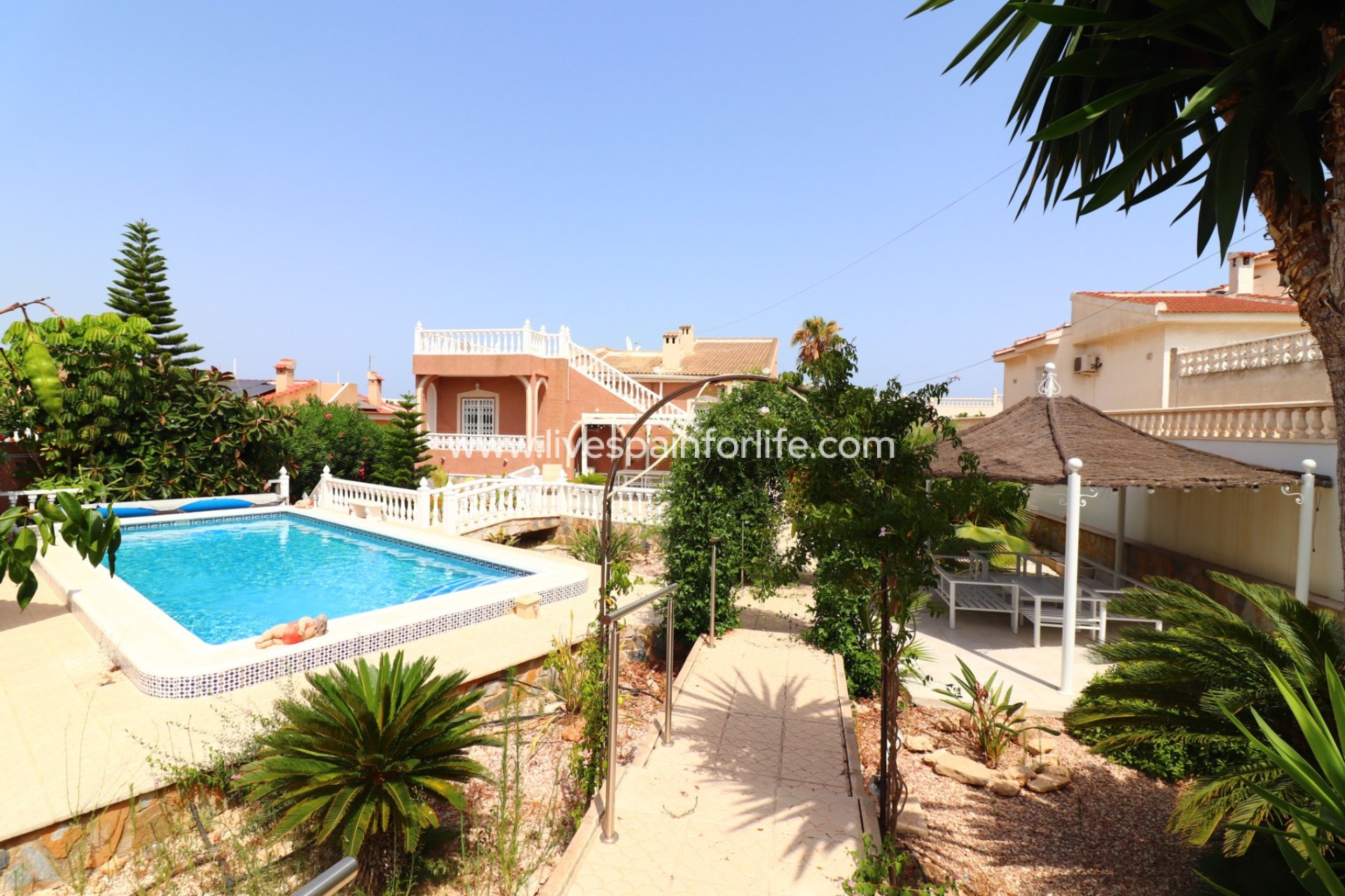 Resale - Villa (detached) -
Ciudad Quesada - La Fiesta