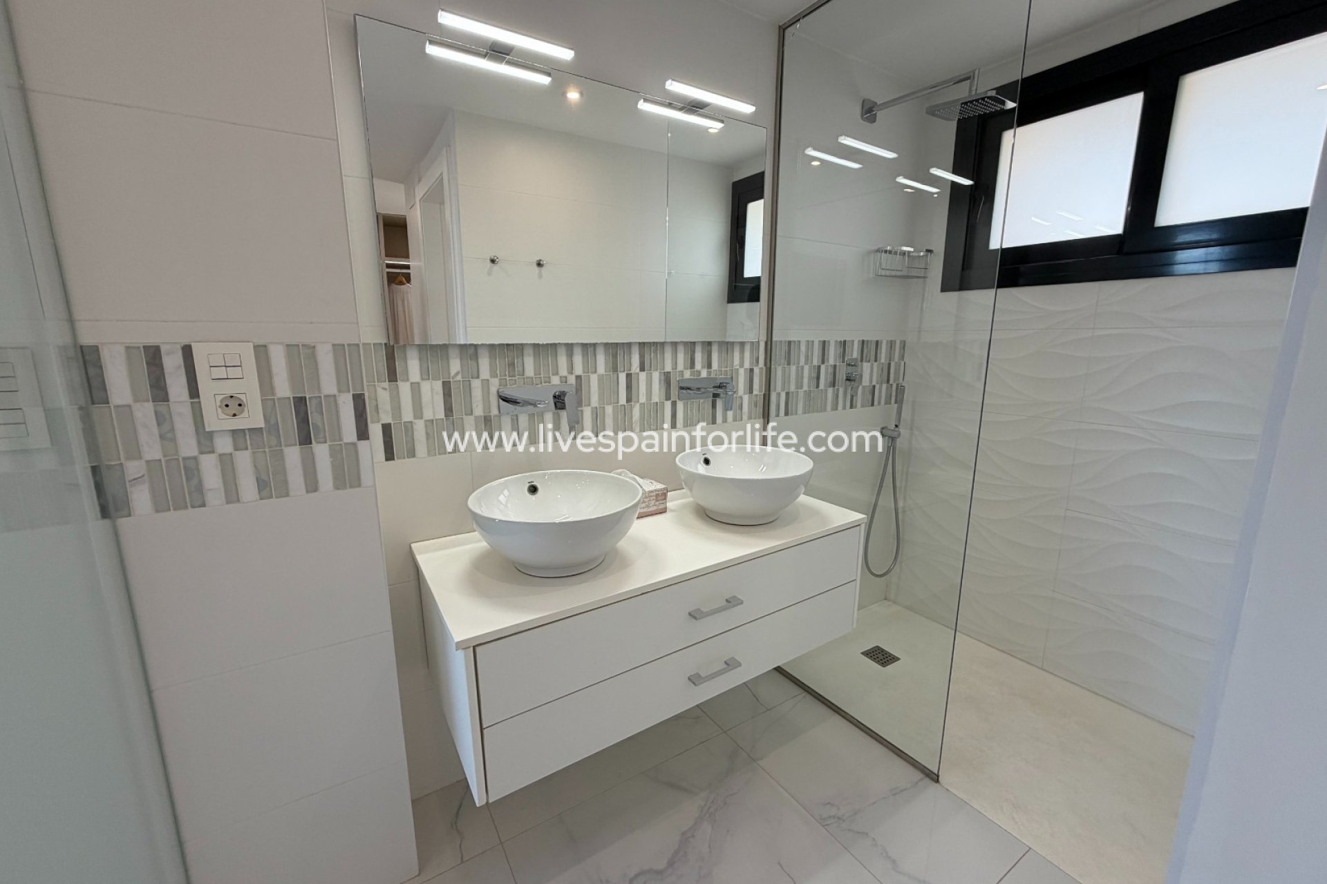 Resale - Villa (detached) -
Ciudad Quesada - La Laguna