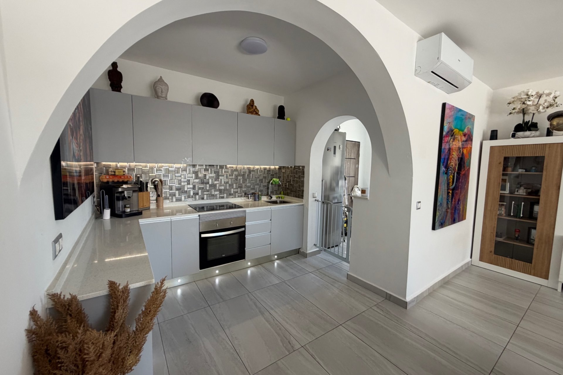 Resale - Villa (detached) -
Ciudad Quesada