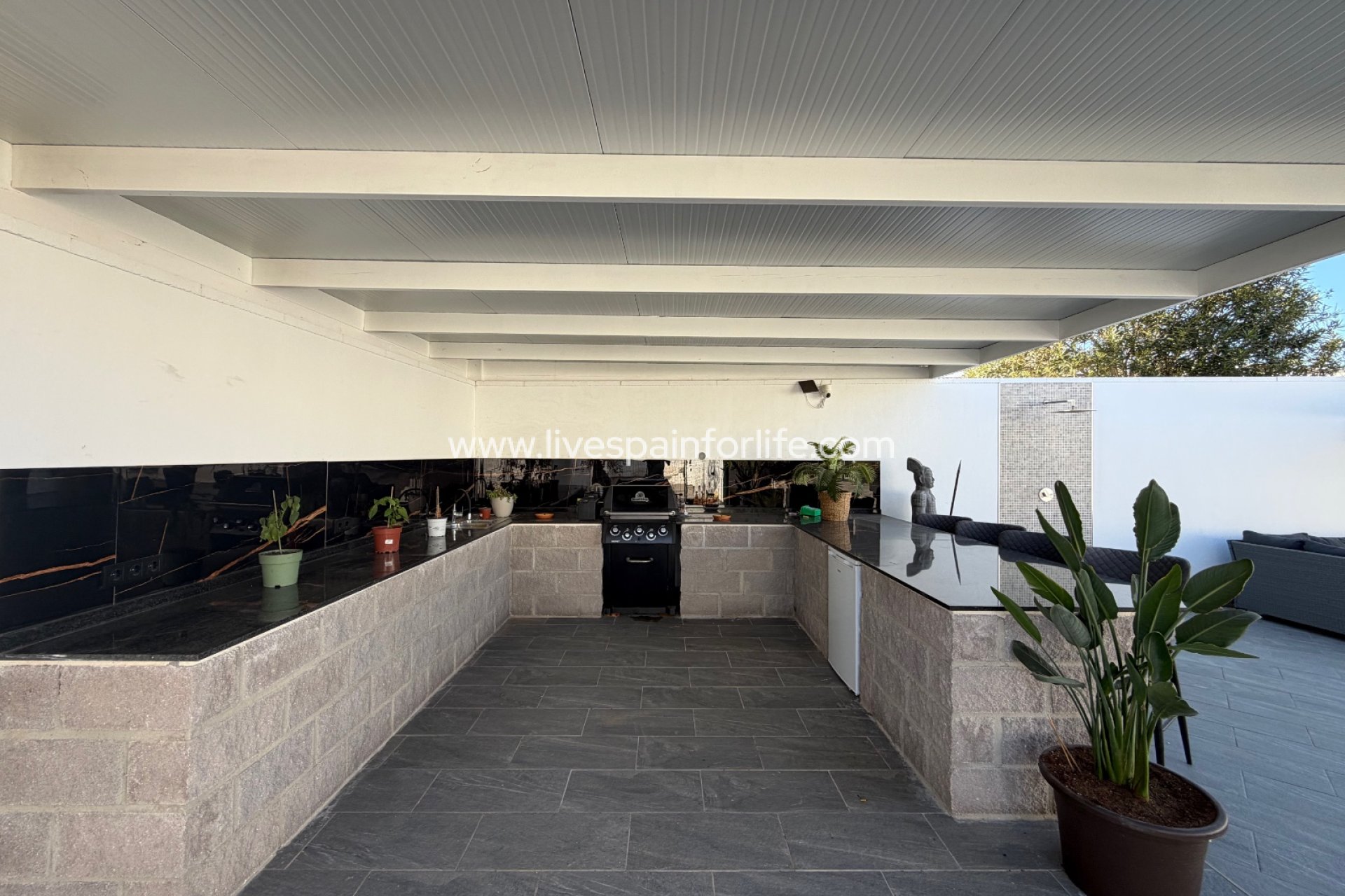 Resale - Villa (detached) -
Ciudad Quesada