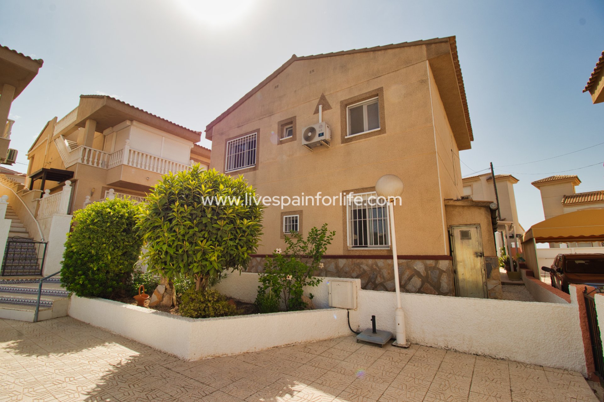 Resale - Villa (detached) -
Ciudad Quesada
