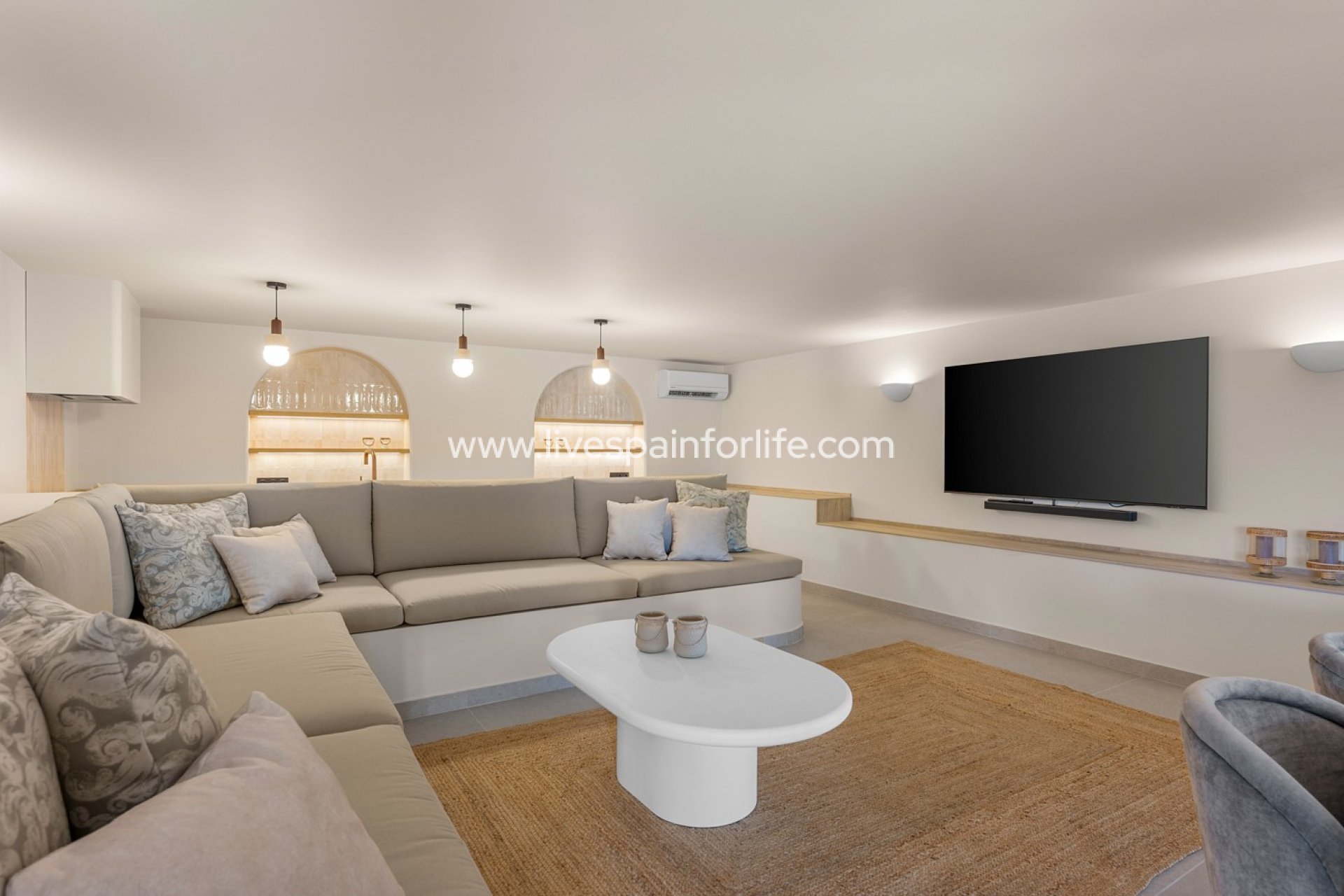 Resale - Villa (detached) -
Ciudad Quesada