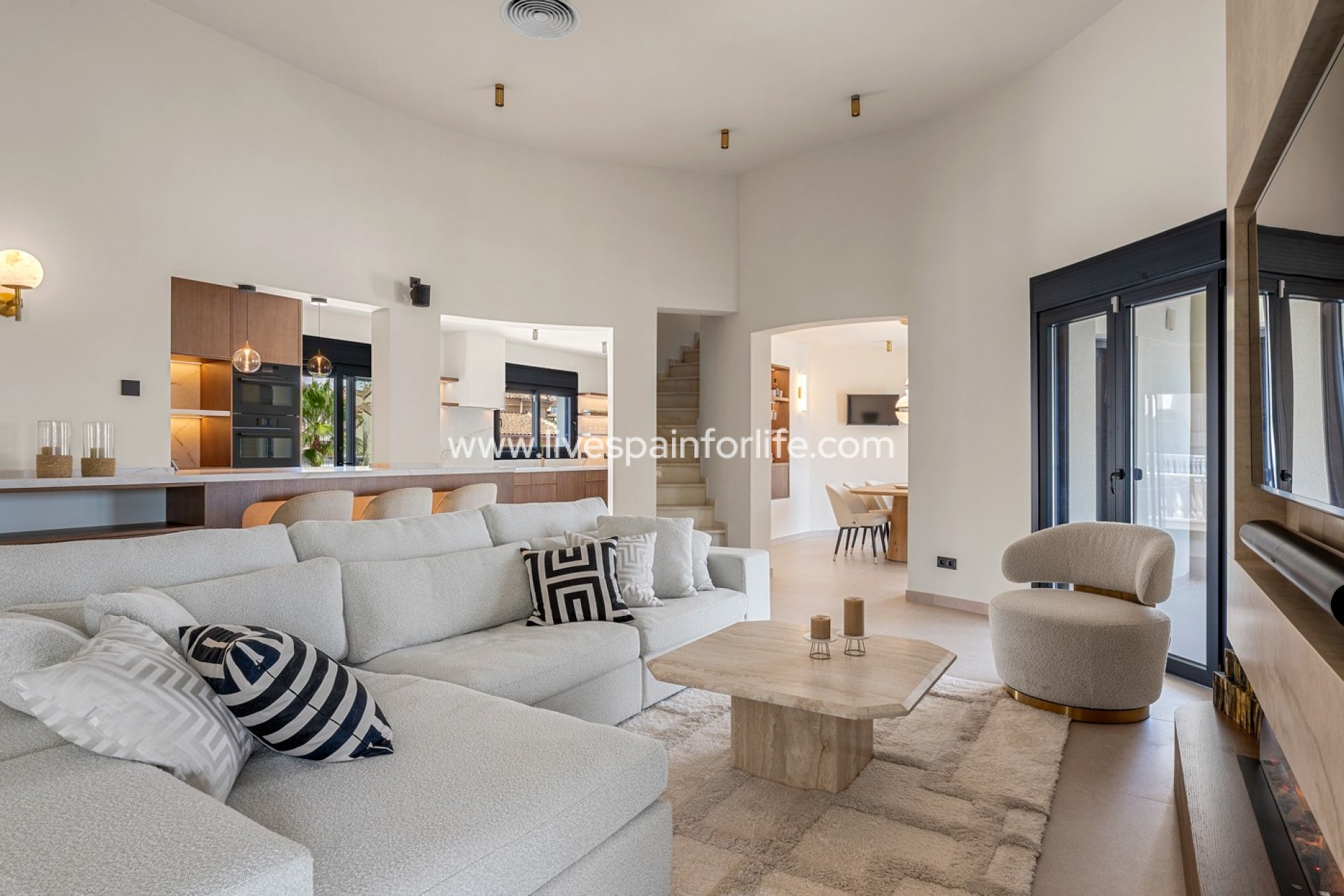 Resale - Villa (detached) -
Ciudad Quesada