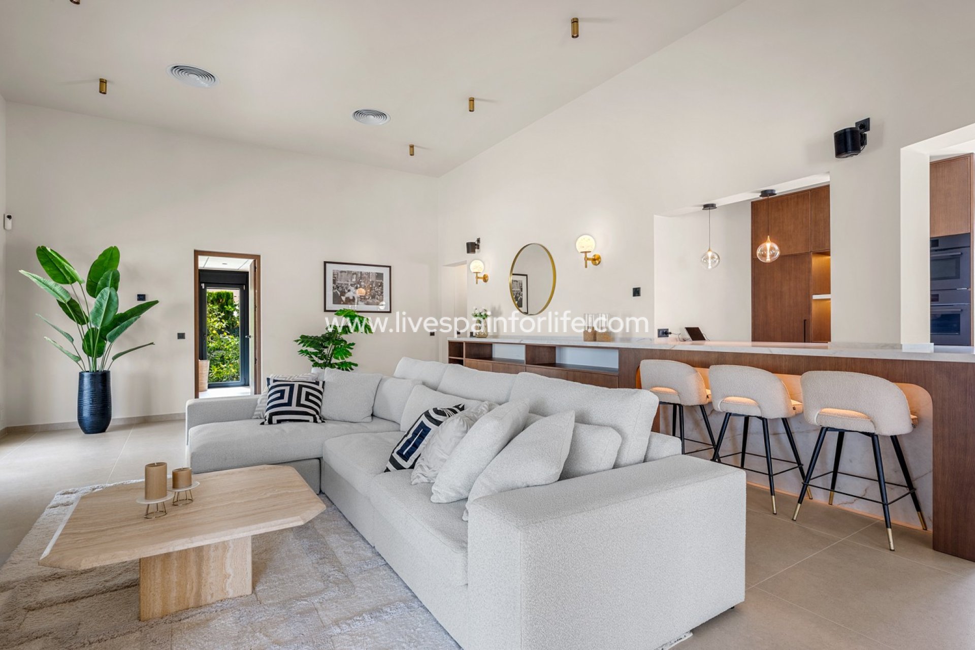 Resale - Villa (detached) -
Ciudad Quesada