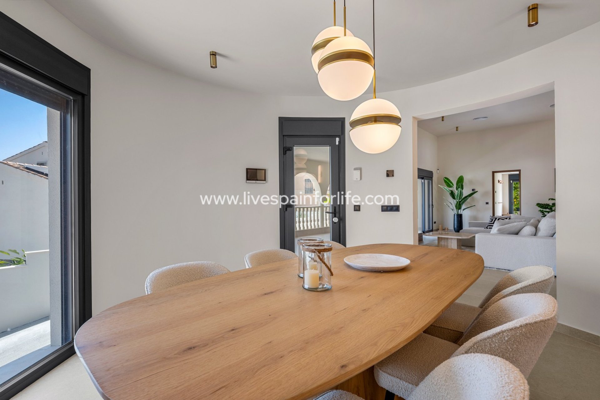 Resale - Villa (detached) -
Ciudad Quesada