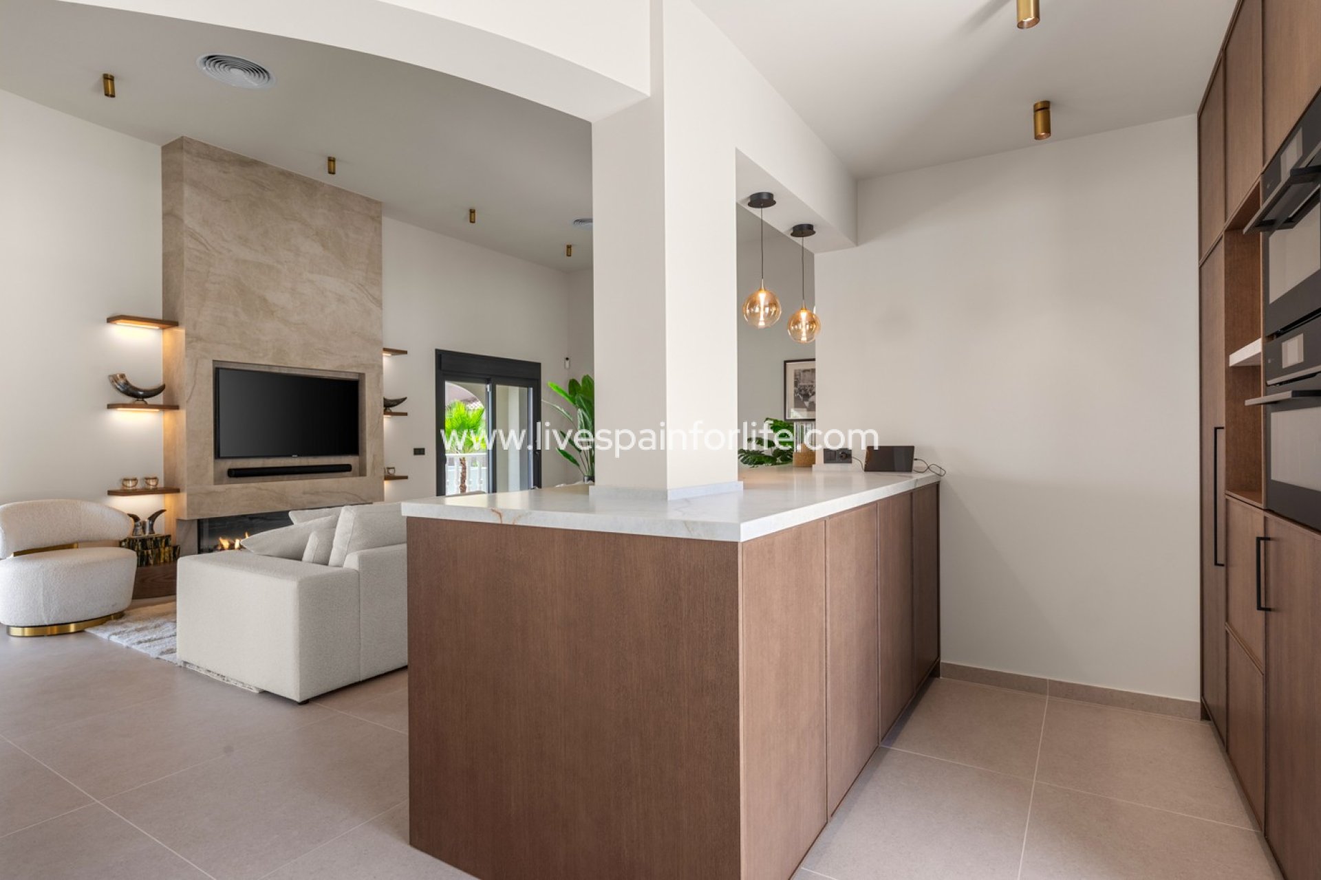 Resale - Villa (detached) -
Ciudad Quesada