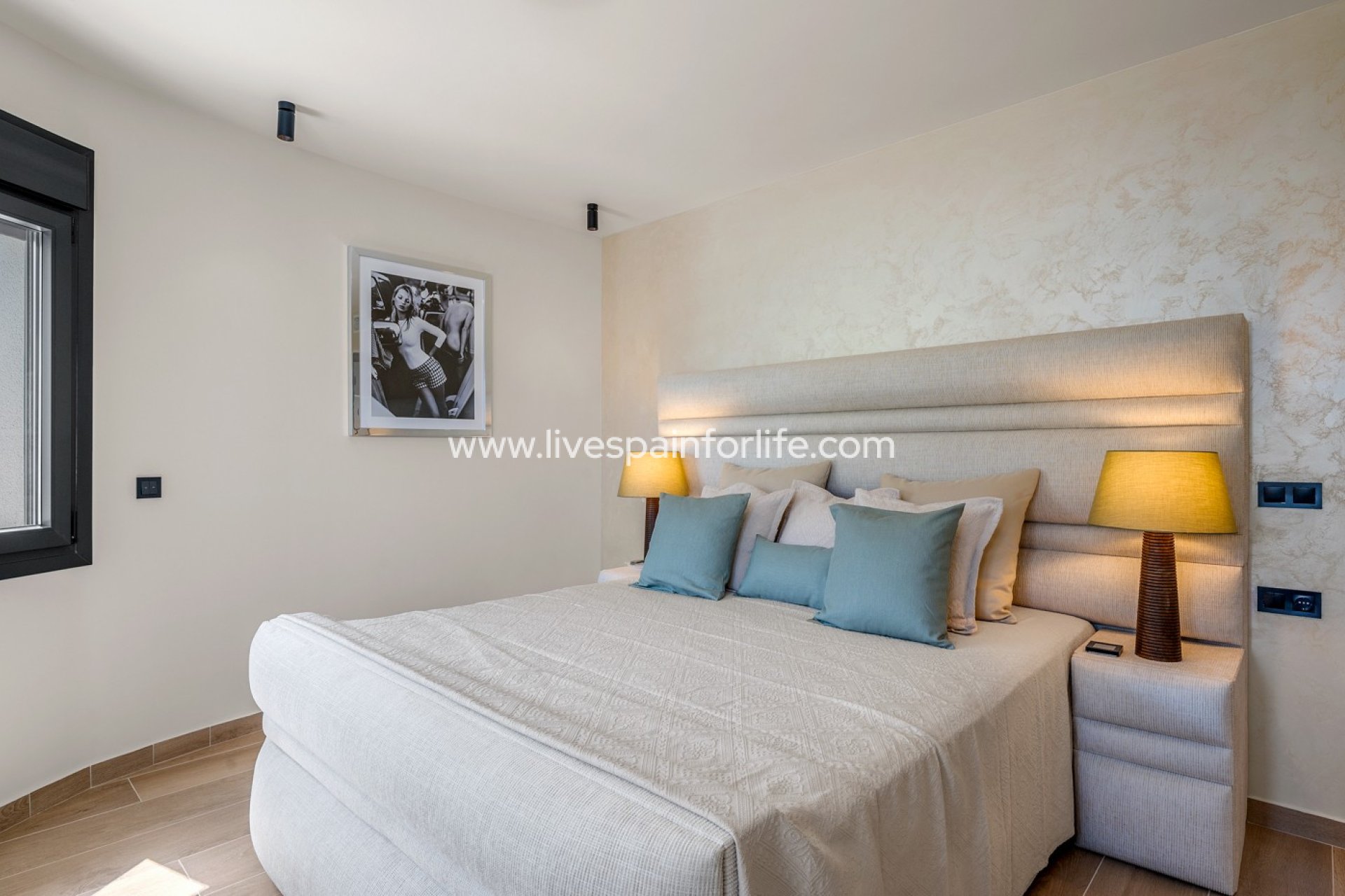 Resale - Villa (detached) -
Ciudad Quesada