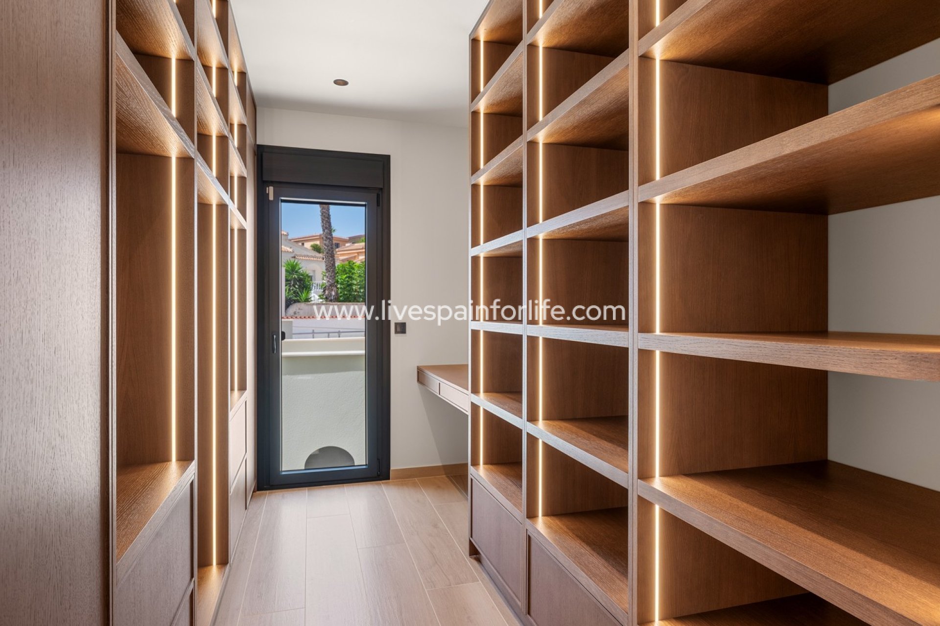 Resale - Villa (detached) -
Ciudad Quesada