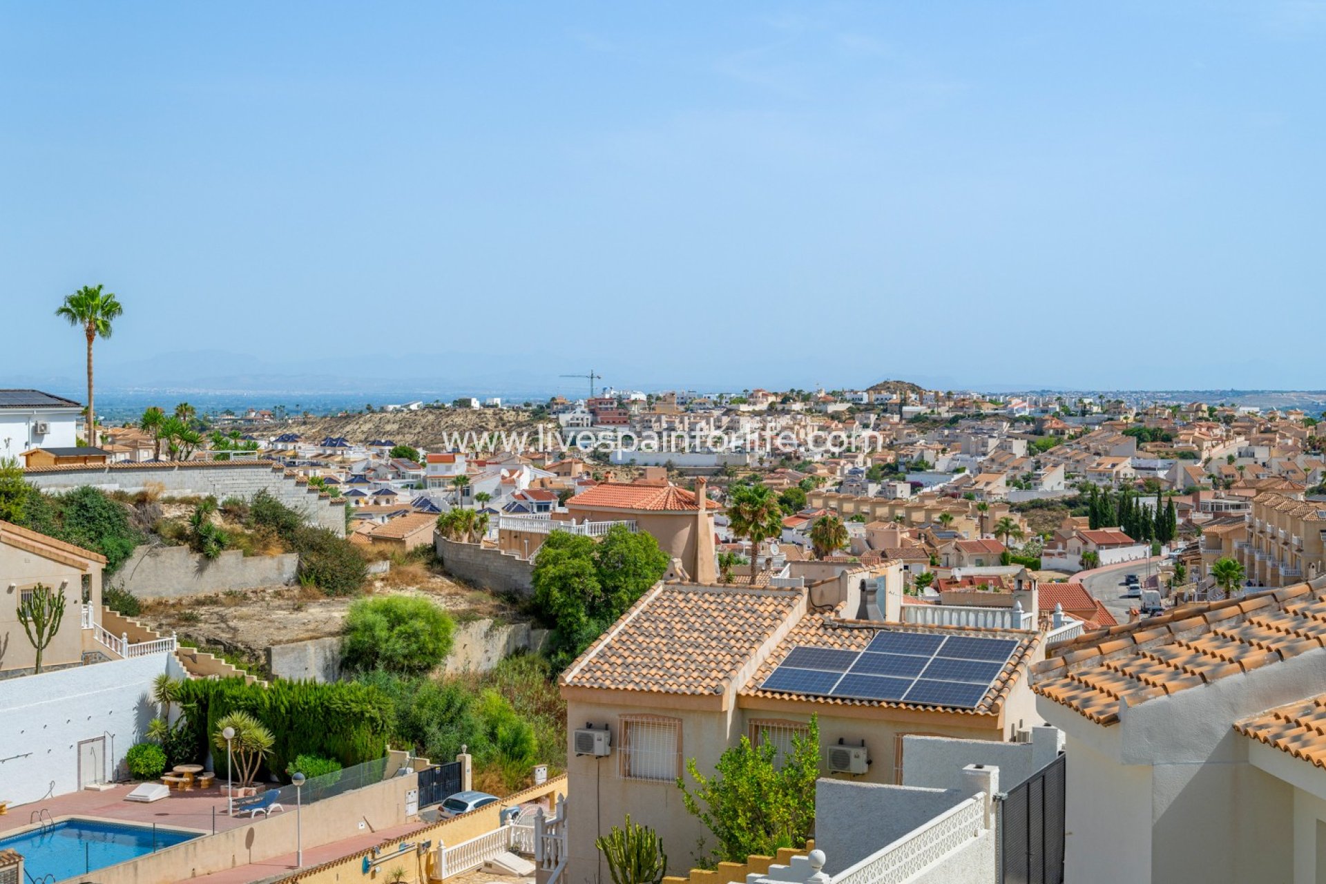 Resale - Villa (detached) -
Ciudad Quesada