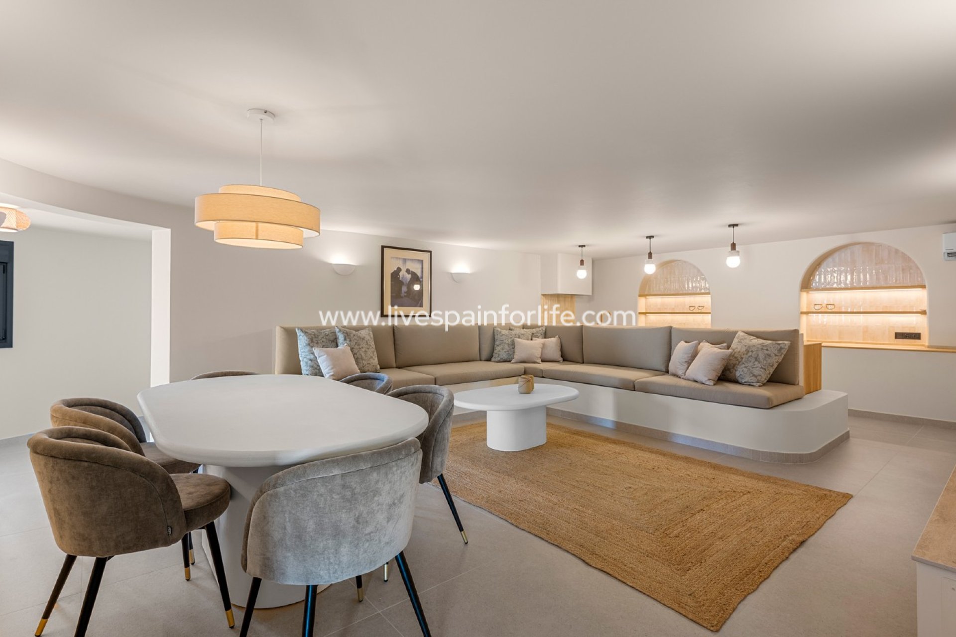 Resale - Villa (detached) -
Ciudad Quesada