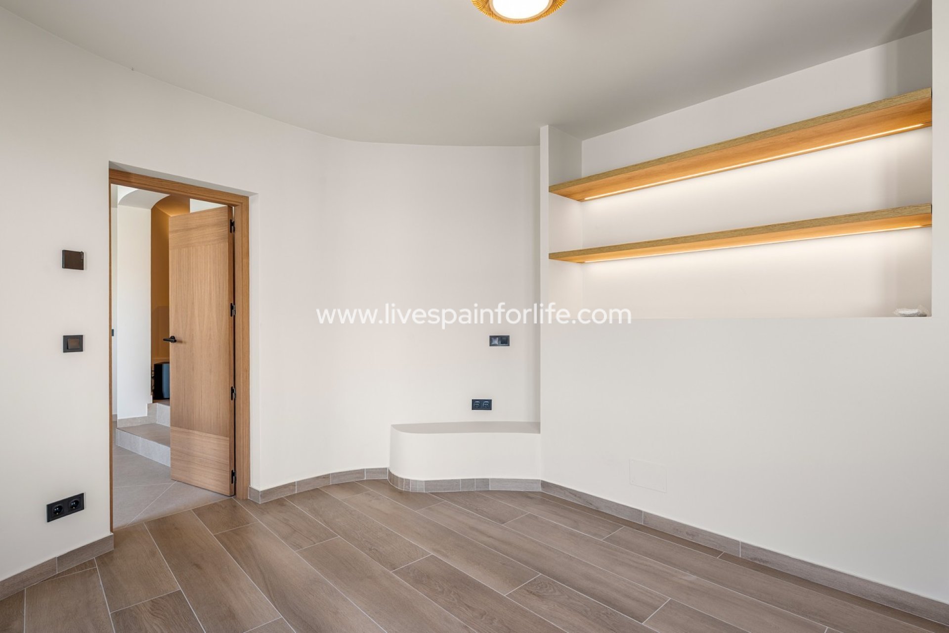 Resale - Villa (detached) -
Ciudad Quesada
