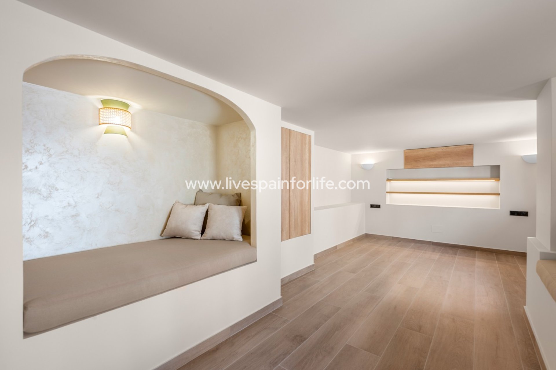 Resale - Villa (detached) -
Ciudad Quesada