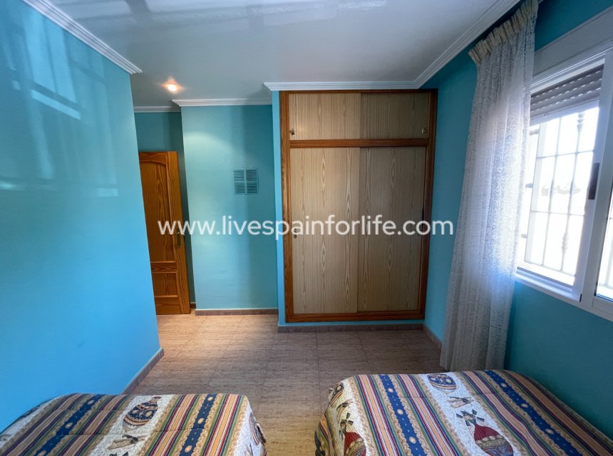 Resale - Villa (detached) -
Crevillent - Crevillente
