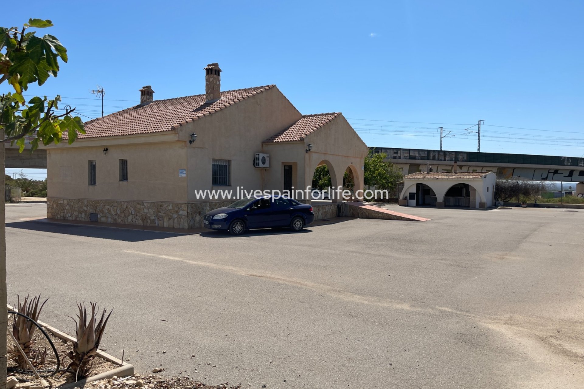 Resale - Villa (detached) -
Crevillent - Crevillente
