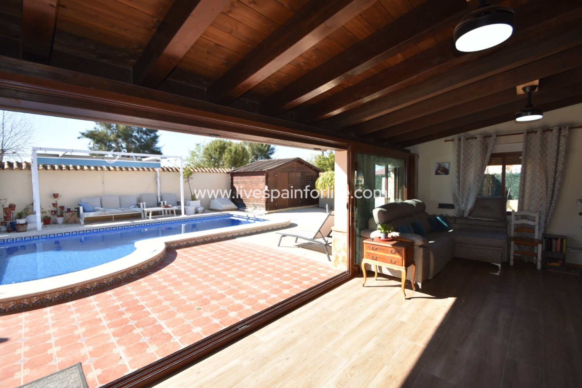Resale - Villa (detached) -
Daya Vieja
