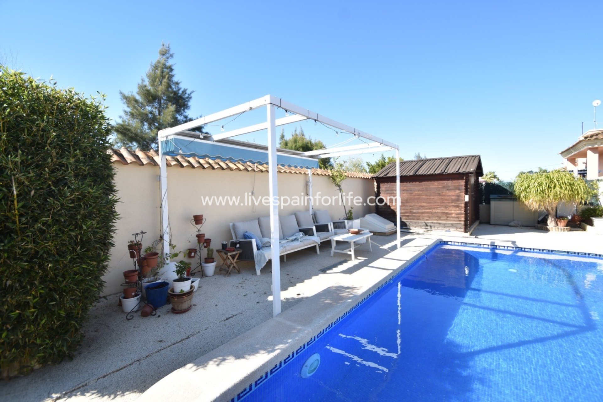 Resale - Villa (detached) -
Daya Vieja