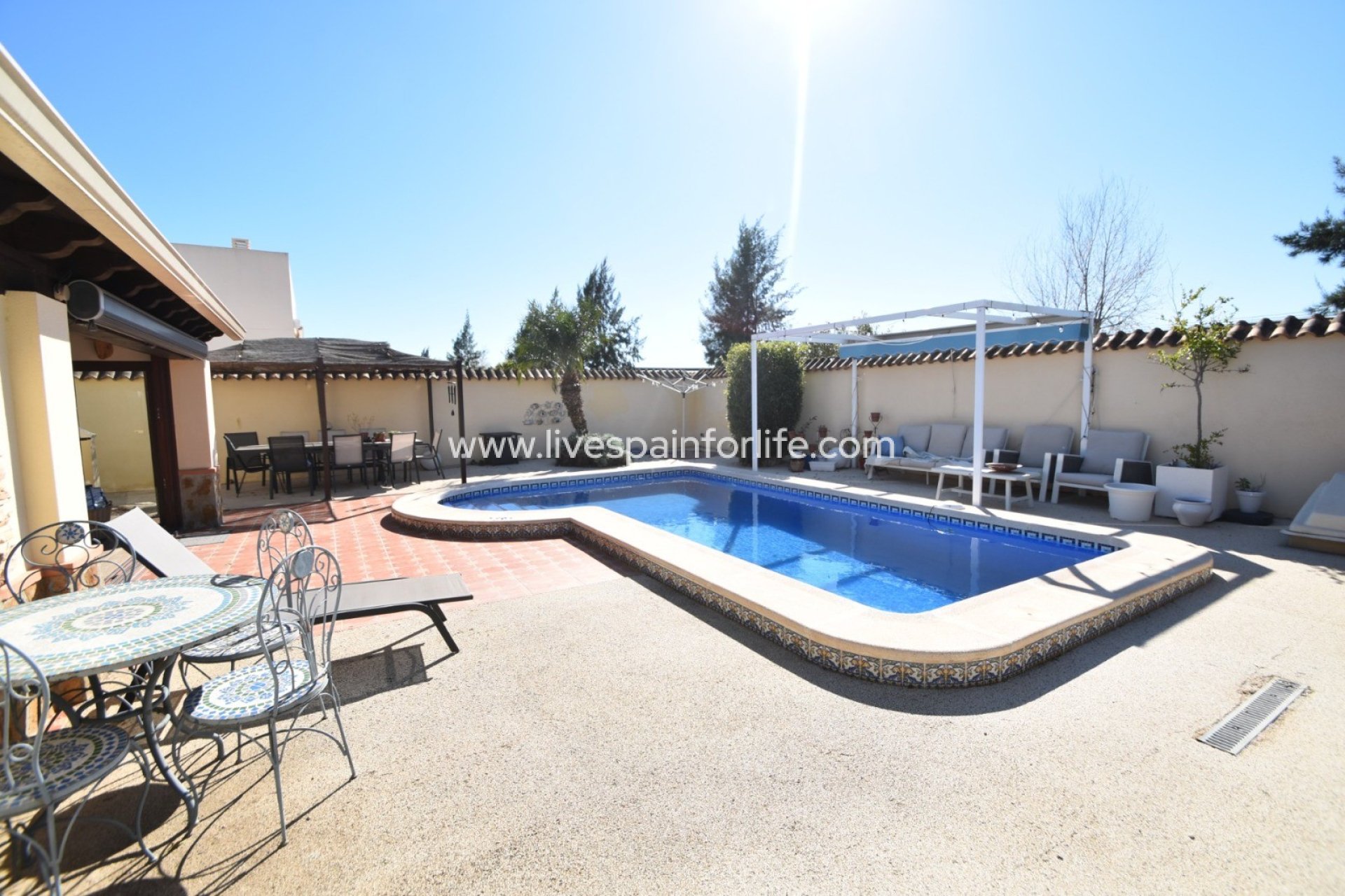 Resale - Villa (detached) -
Daya Vieja
