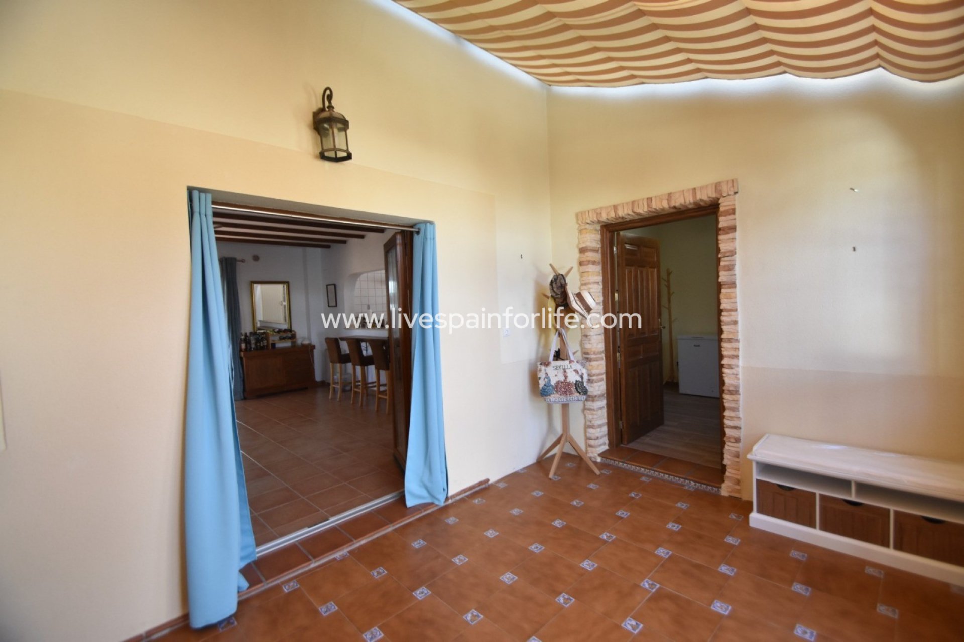 Resale - Villa (detached) -
Daya Vieja